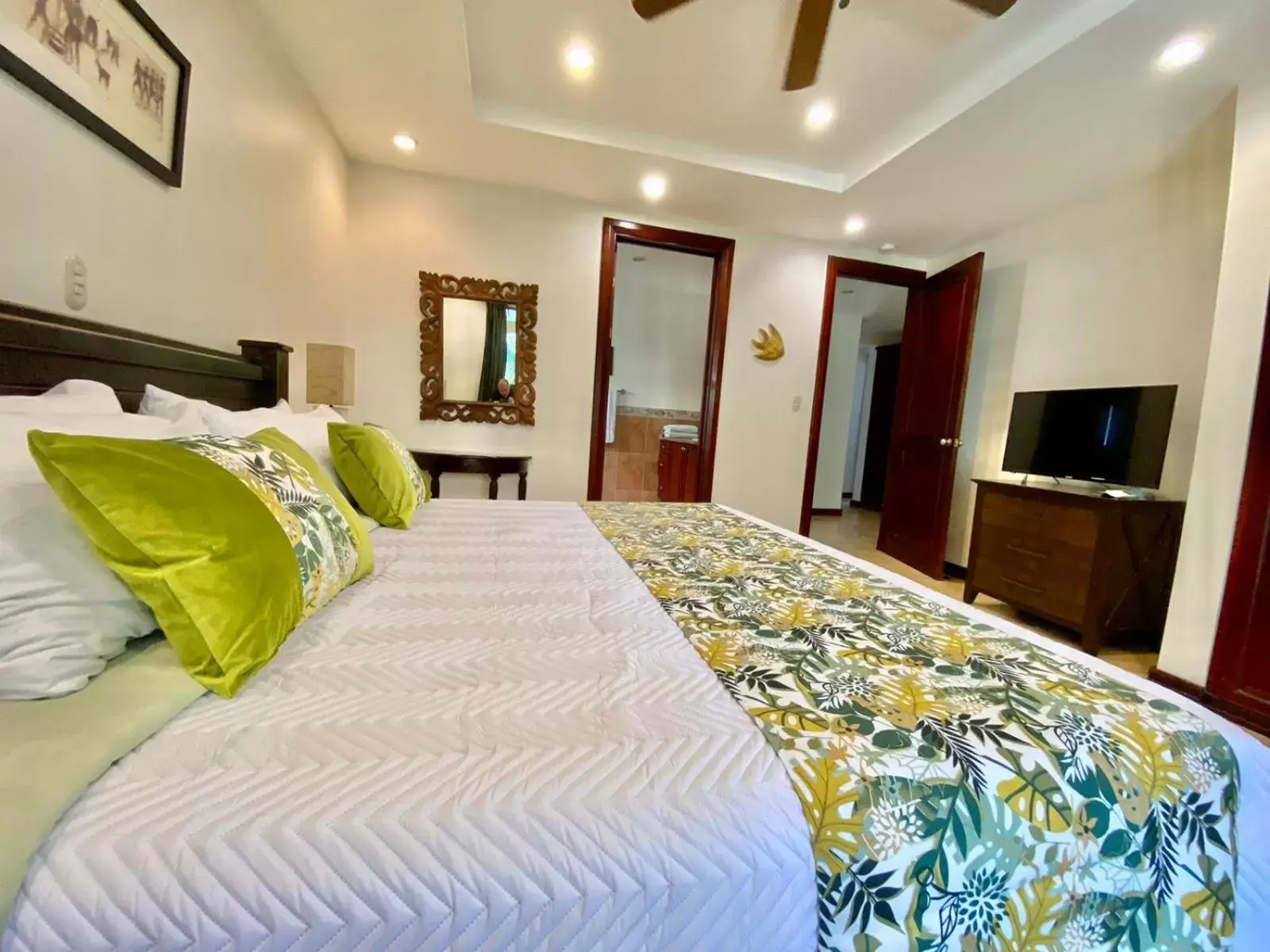 Family Room with Mountain View in Monte Carlo Luxury Condominiums Family Room with Mountain View in Monte Carlo Luxury Condominiums