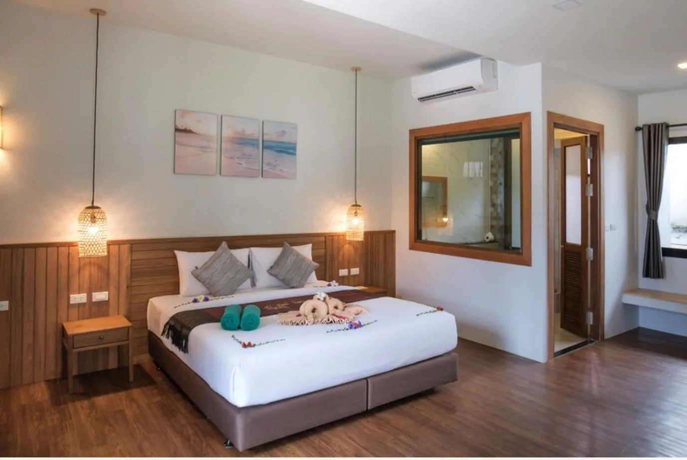 Bed in Southern Lanta Resort