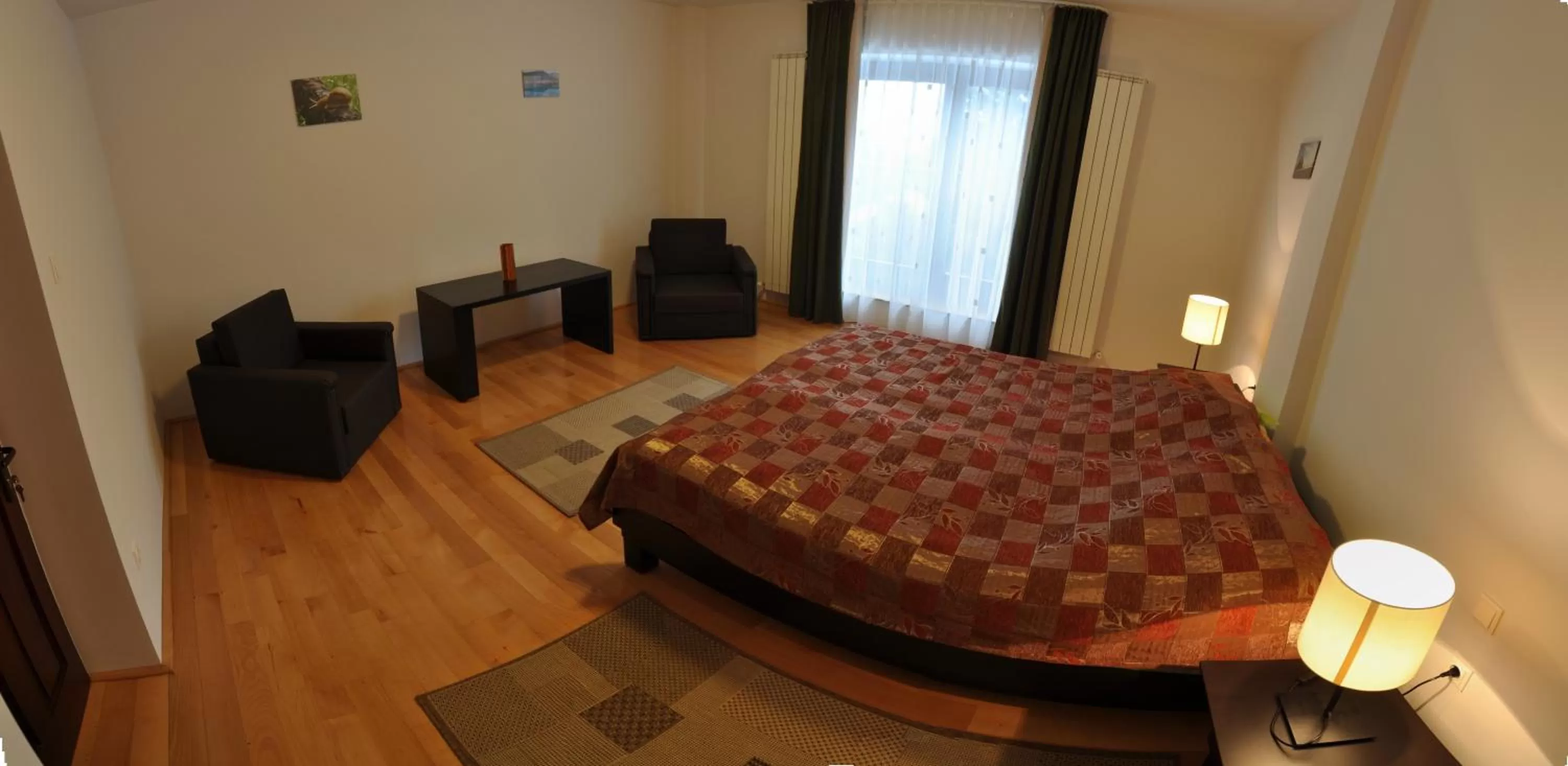 Bedroom, Bed in Mountain-Rest Pension