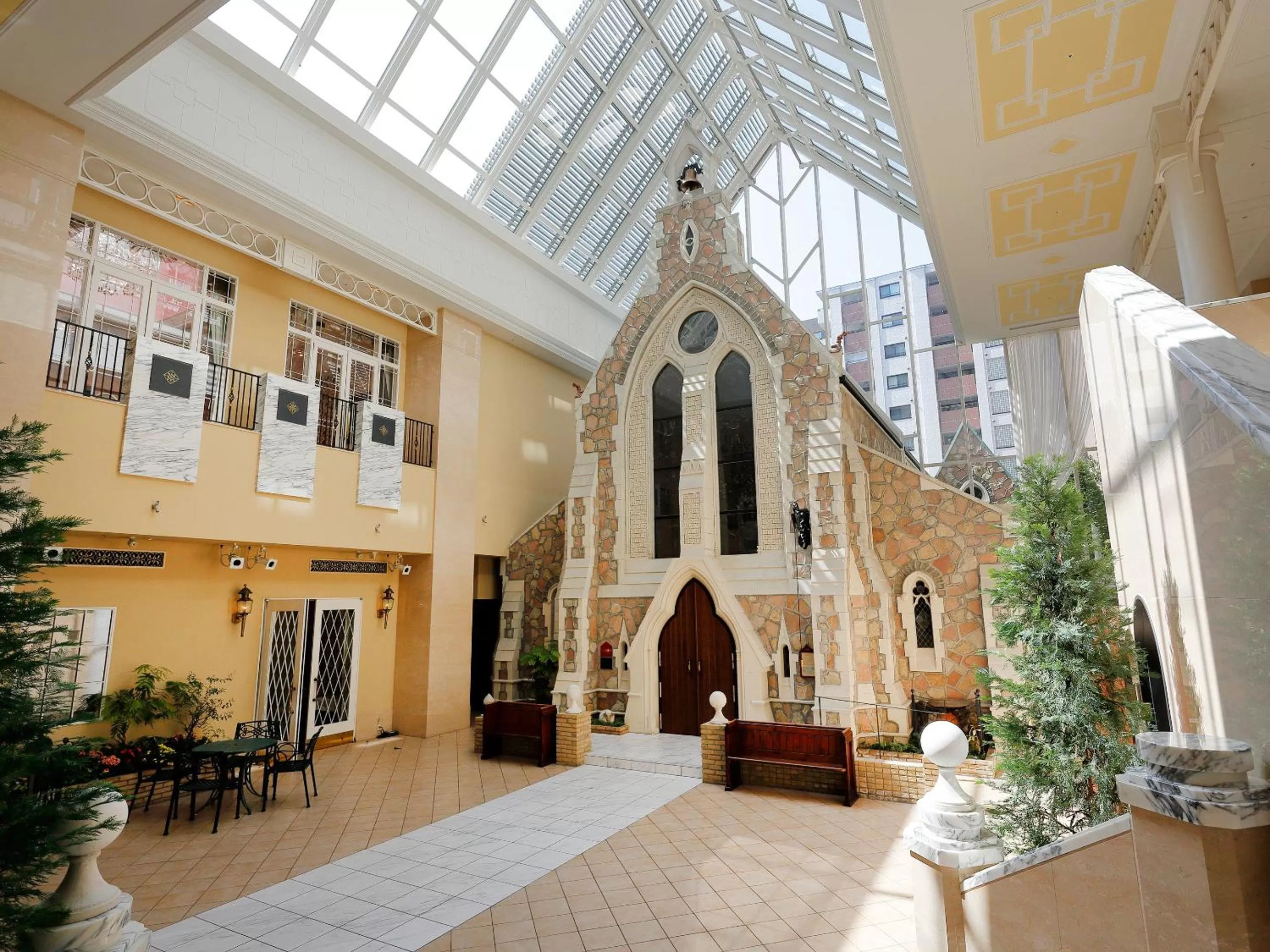 Area and facilities in Hotel Monterey Kyoto