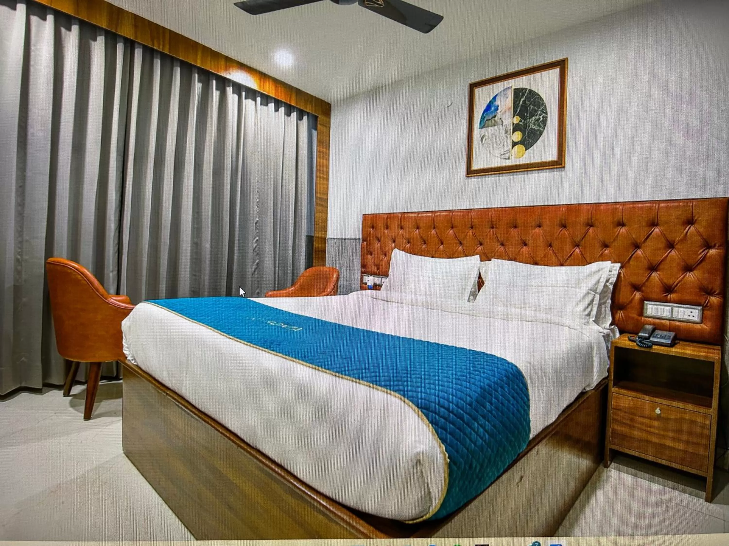 Bedroom, Bed in RONTA WORLD HOTELS