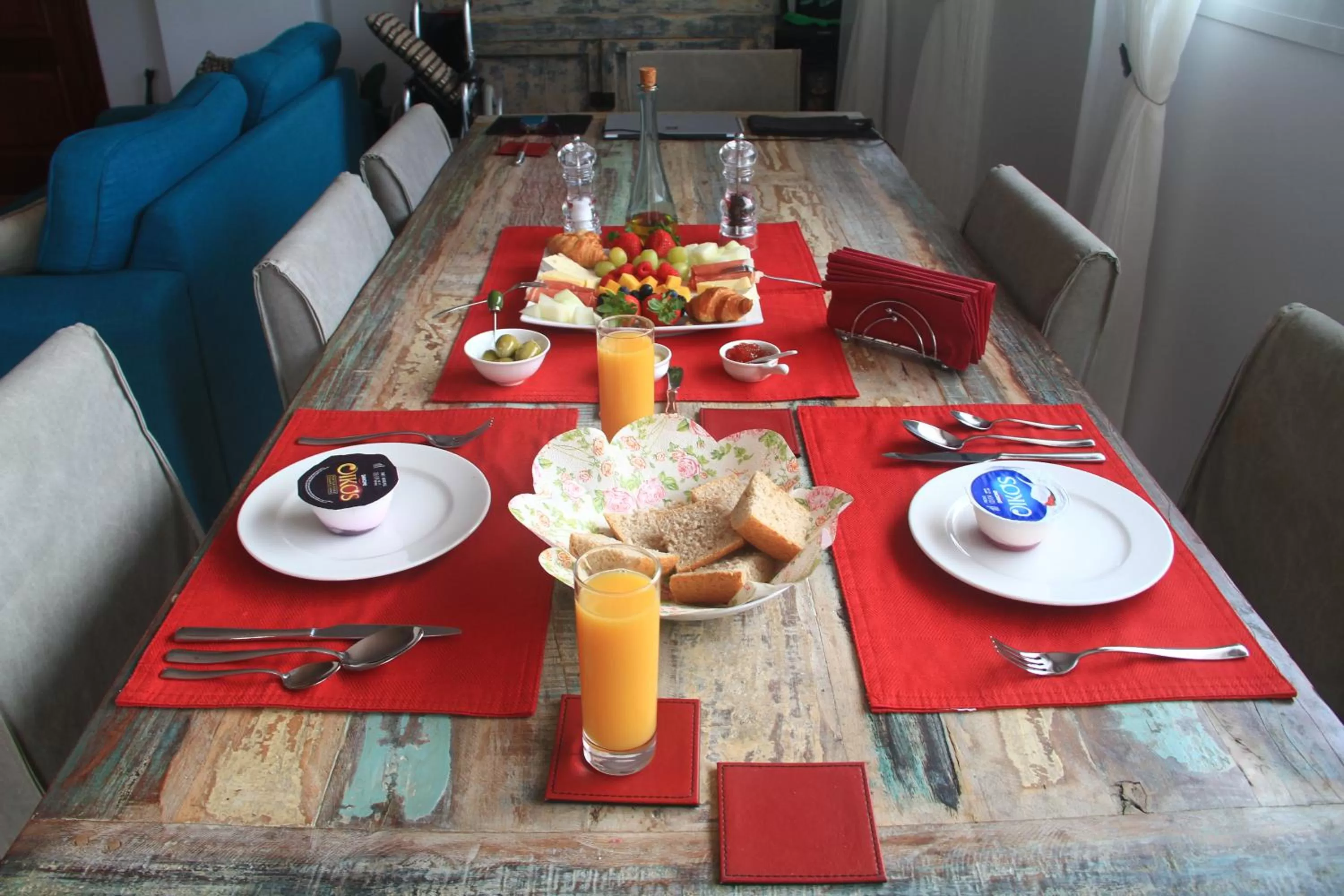 Dining Area in Villa Beniarres Guest House B&B in Moraira