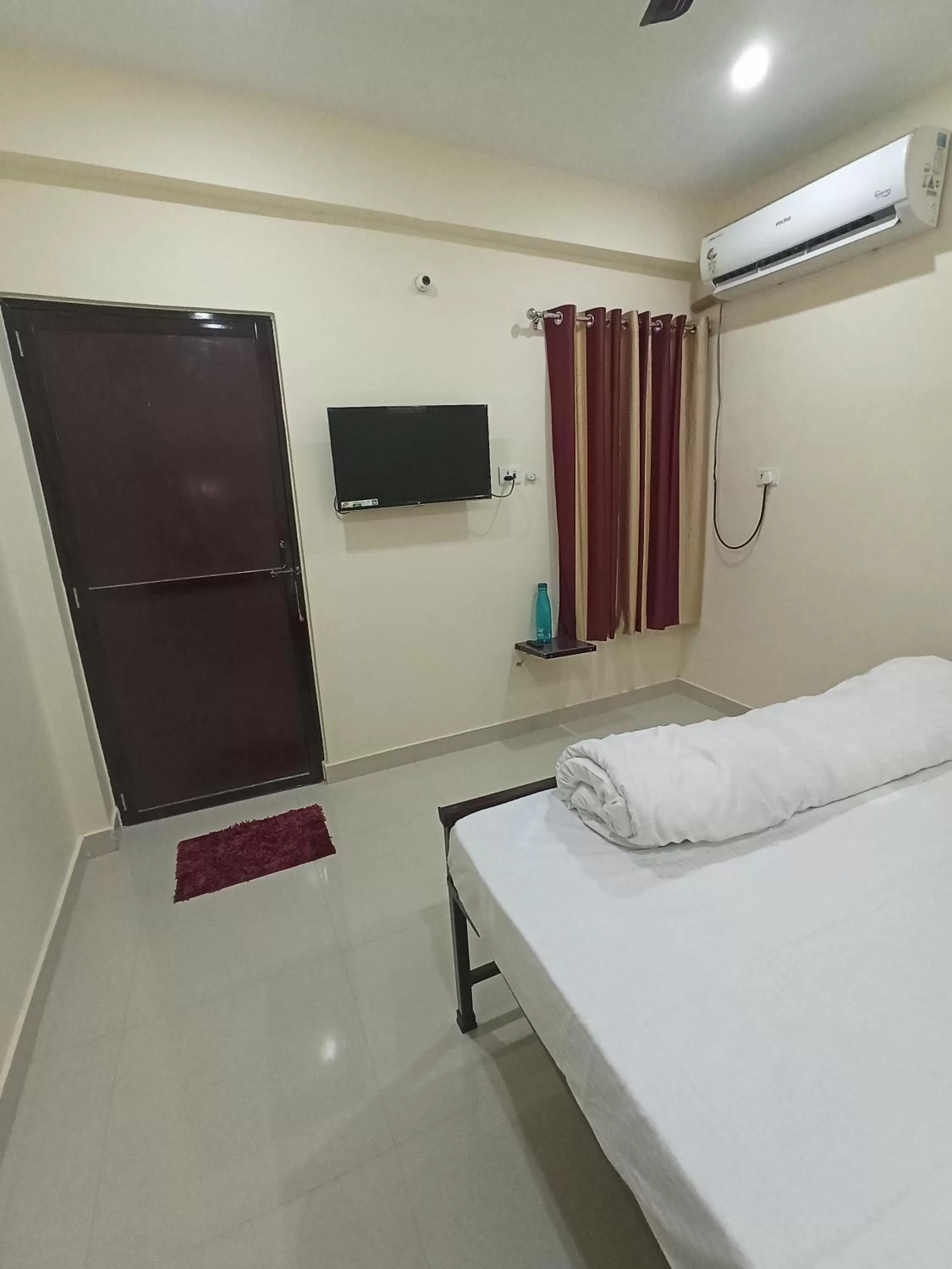 TV and multimedia, Bed in Hotel Saraswati Palace