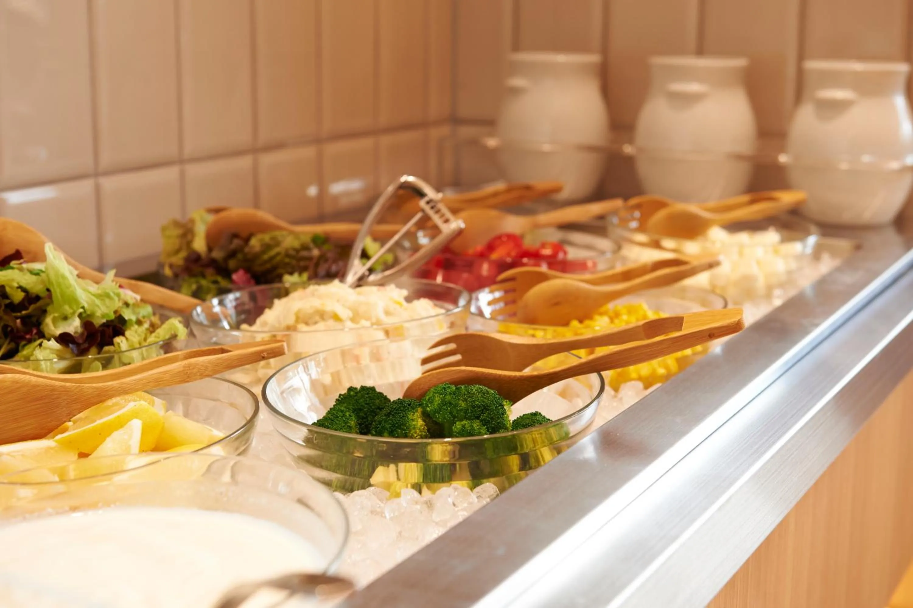 Buffet breakfast in Lotte City Hotel Kinshicho