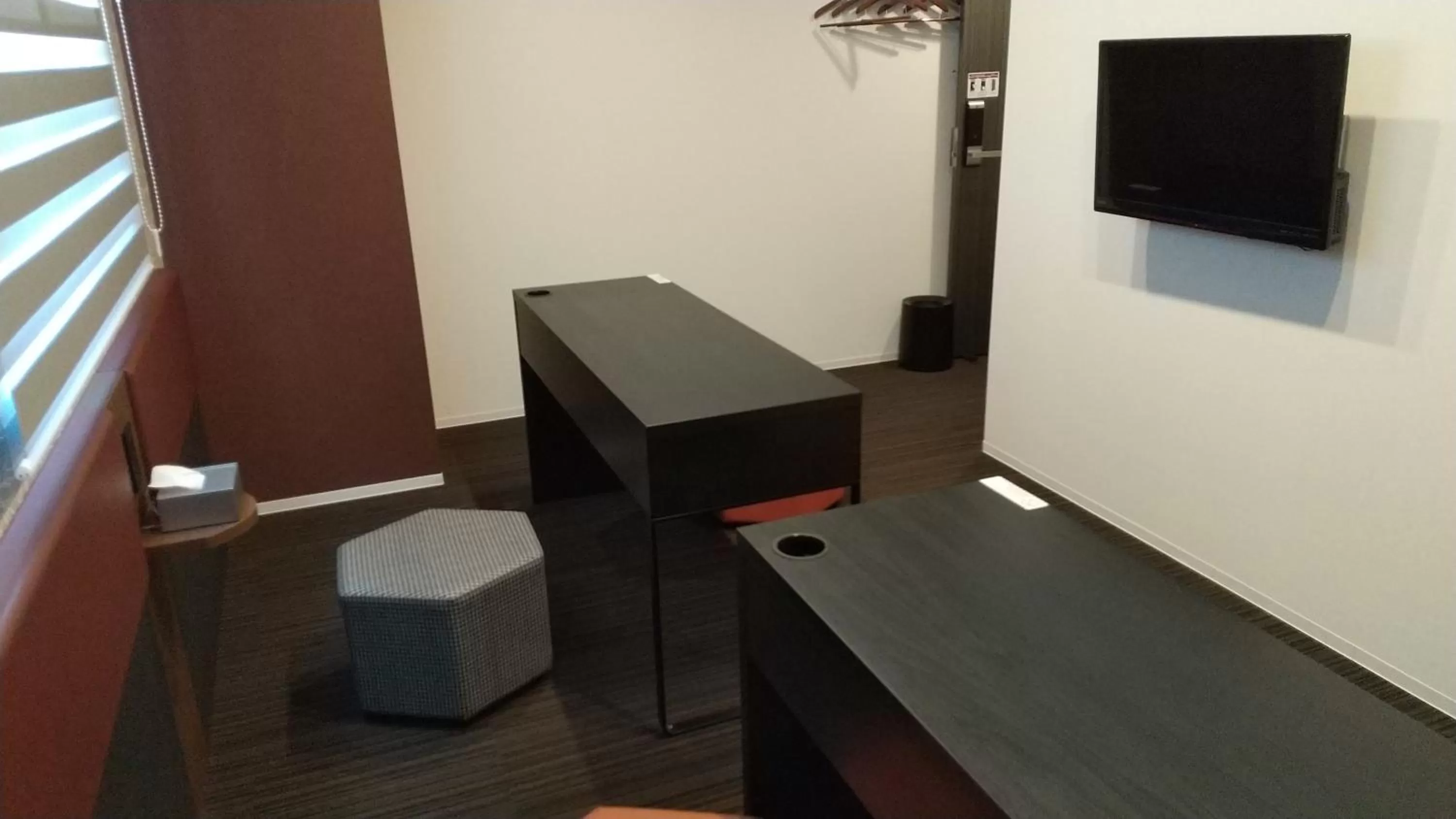 Communal lounge/ TV room, TV/Entertainment Center in Meldia Stay Nijojo IWAGAMI