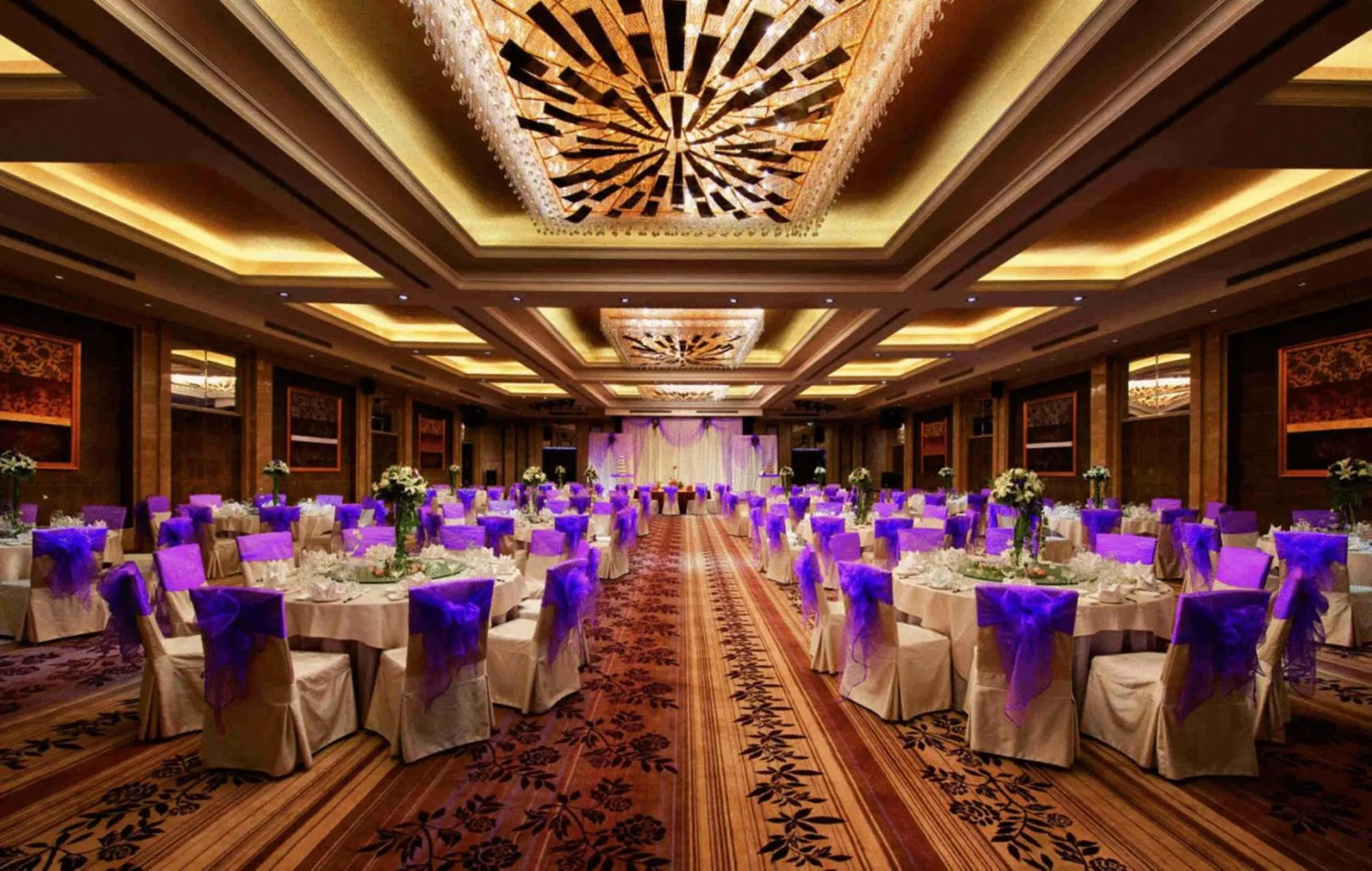 Banquet/Function facilities in Zhengzhou Yuehai Hotel