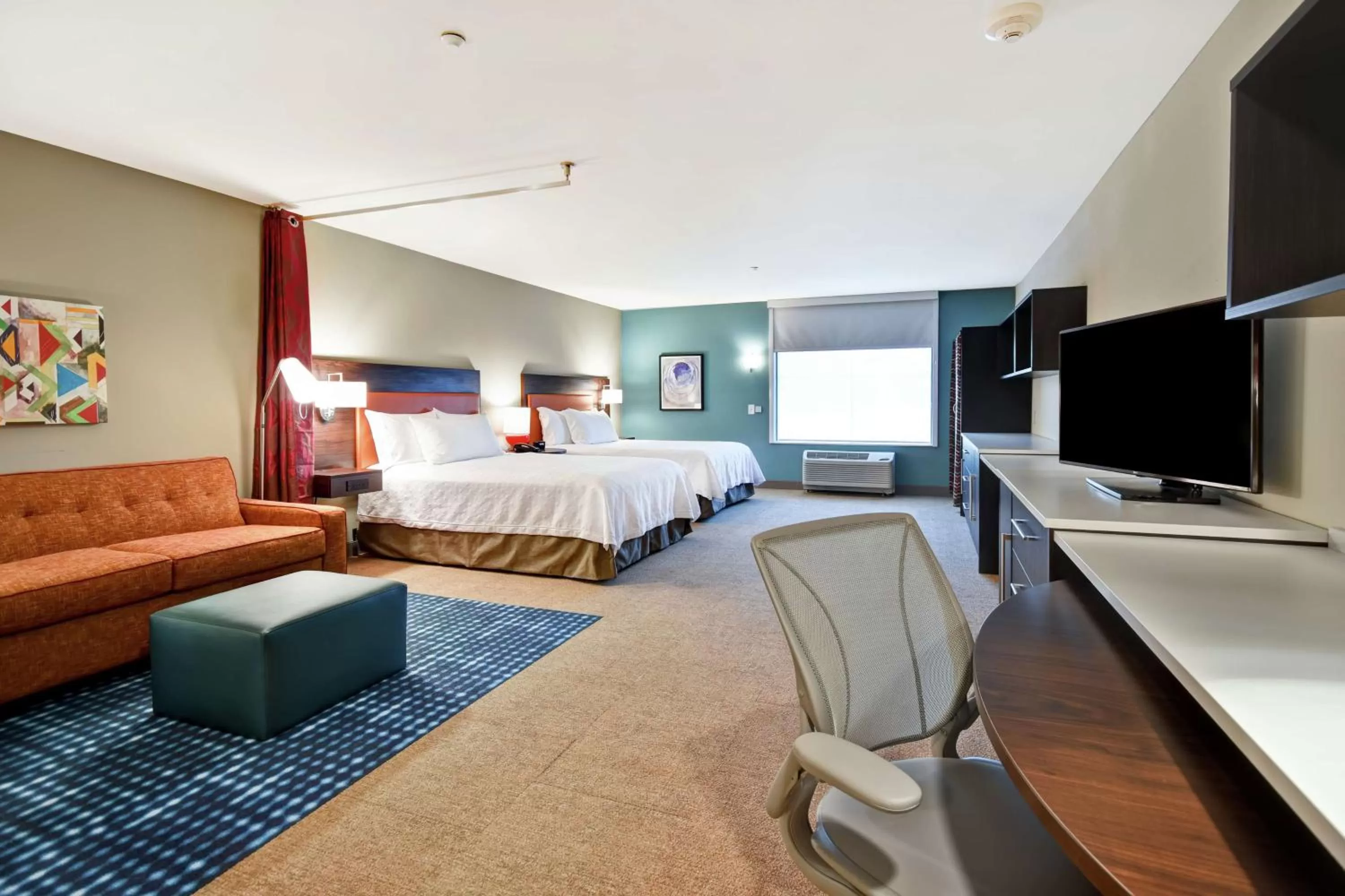 Bedroom, Bed in Home2 Suites By Hilton Lagrange