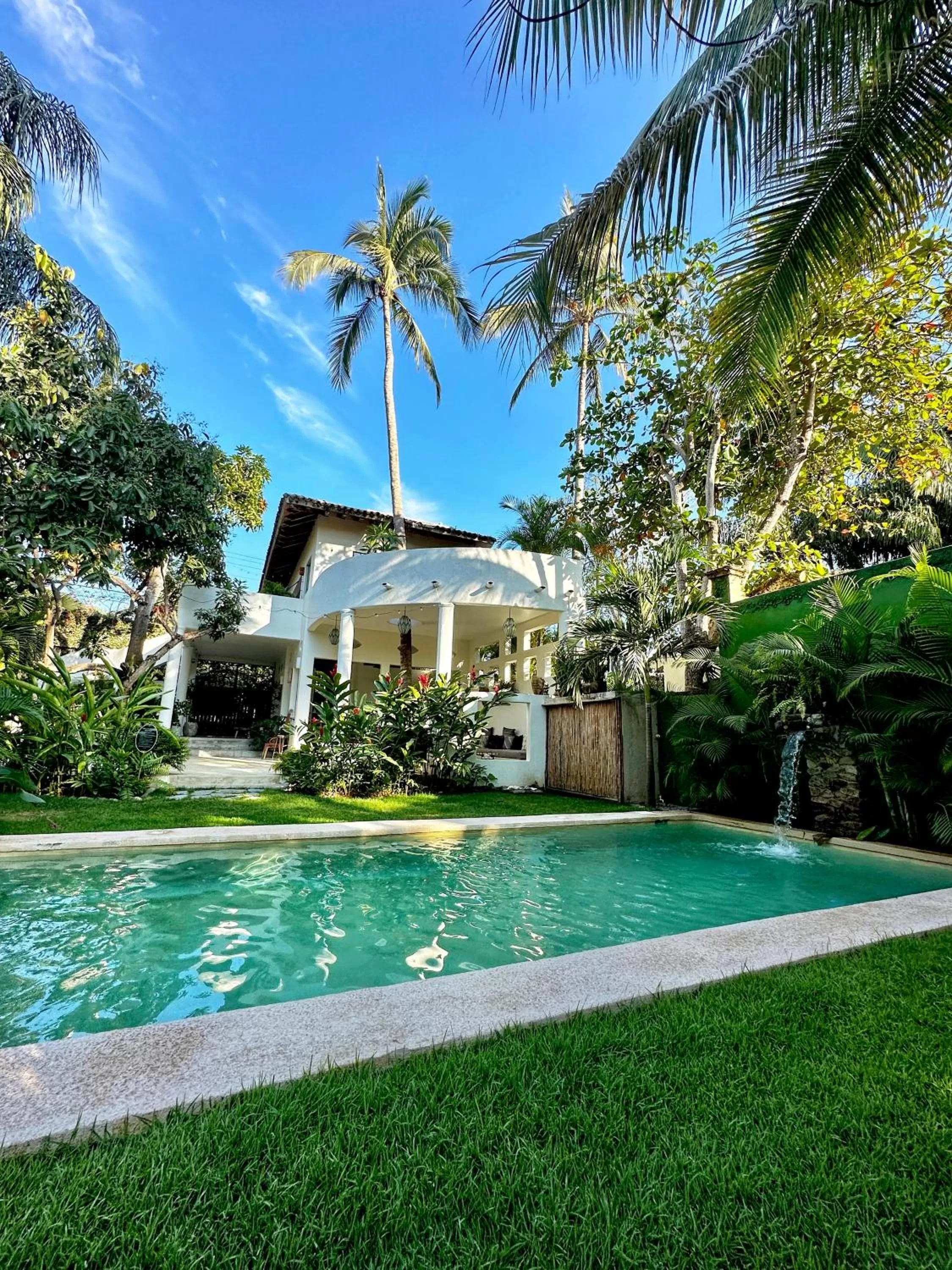 Swimming pool in Hotel Cielo Rojo