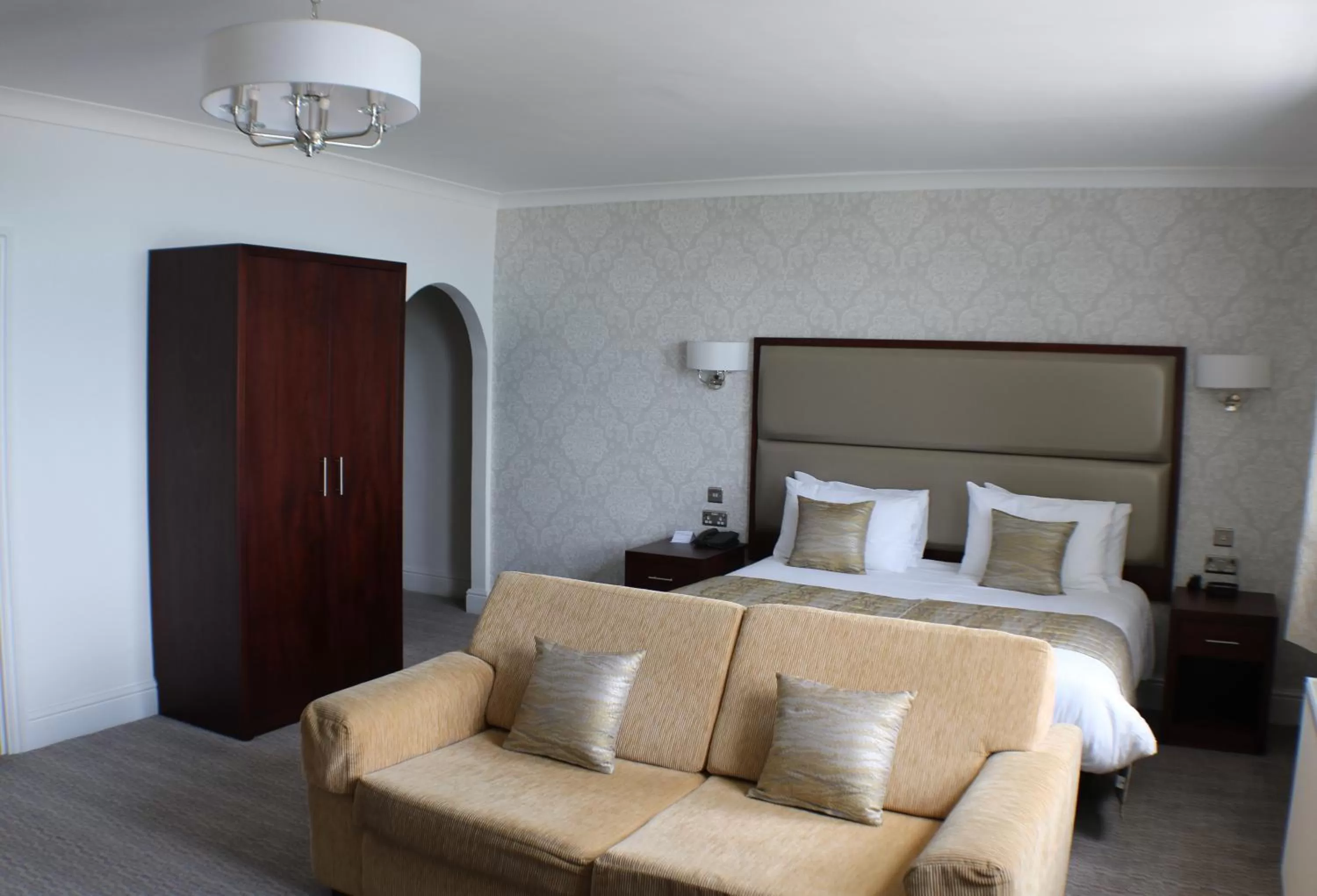 Bedroom in Hotel Victoria