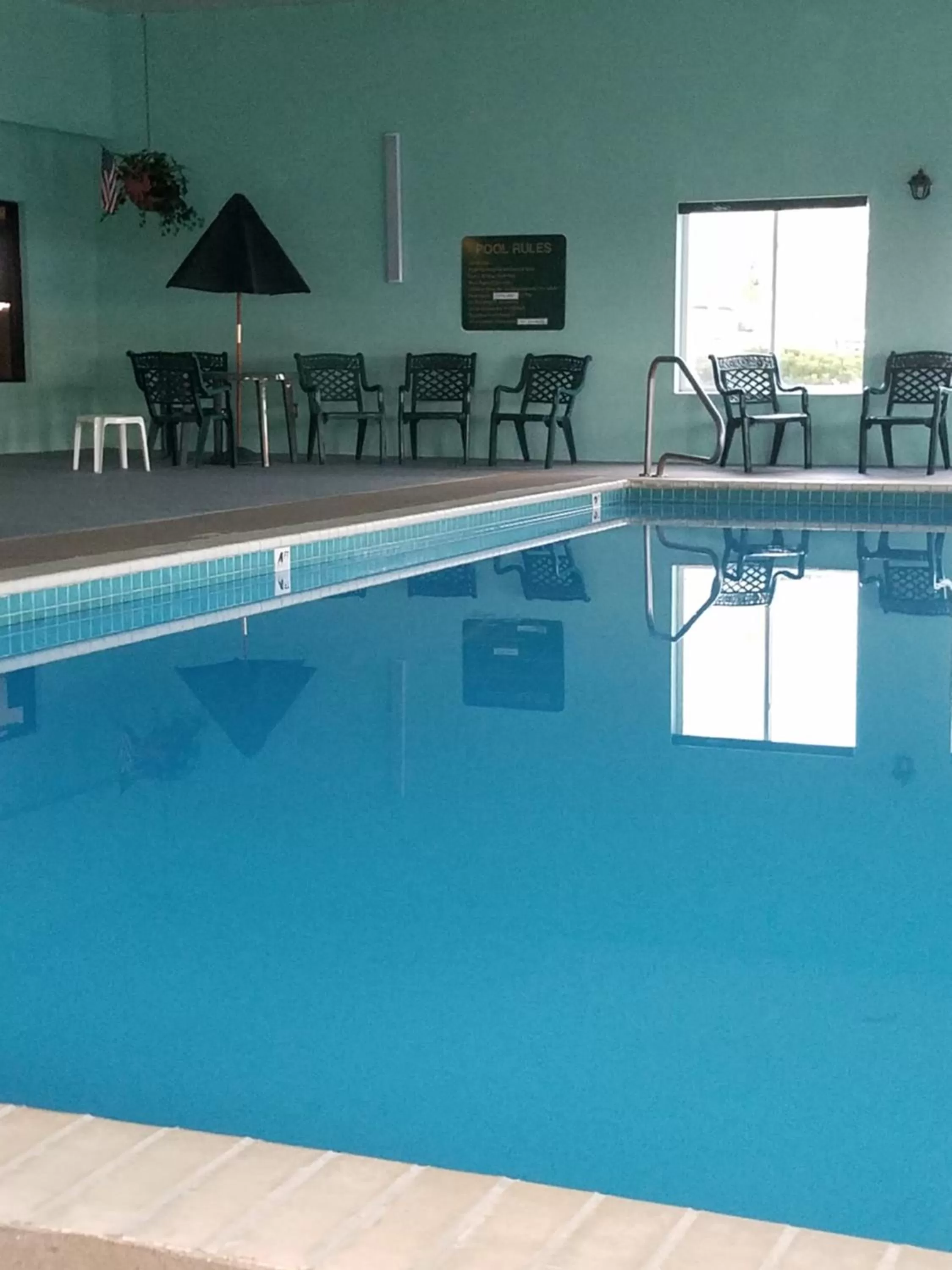 Swimming pool in Baymont by Wyndham Limon