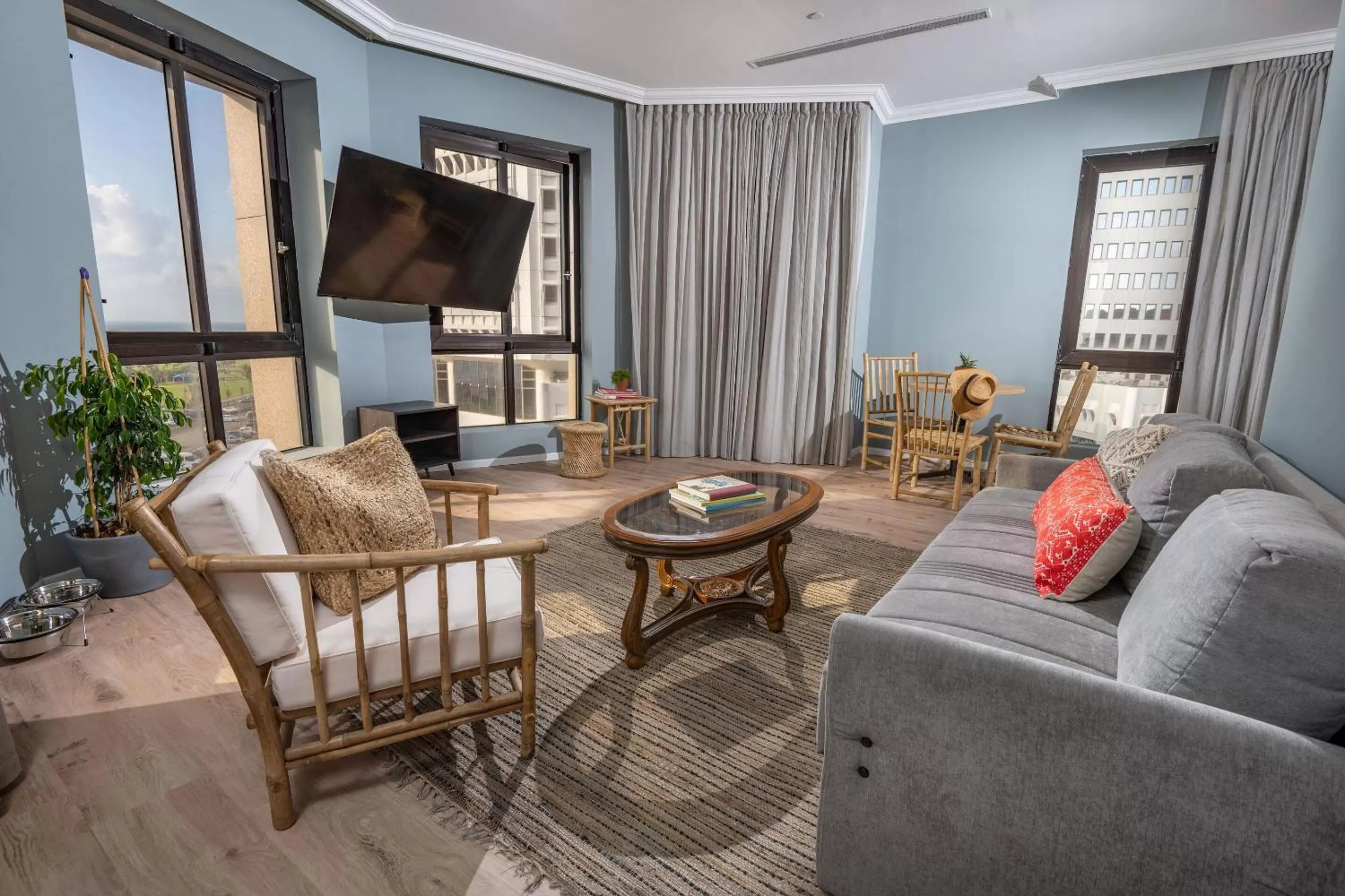 Superior Suite in Selina Tel Aviv Beach