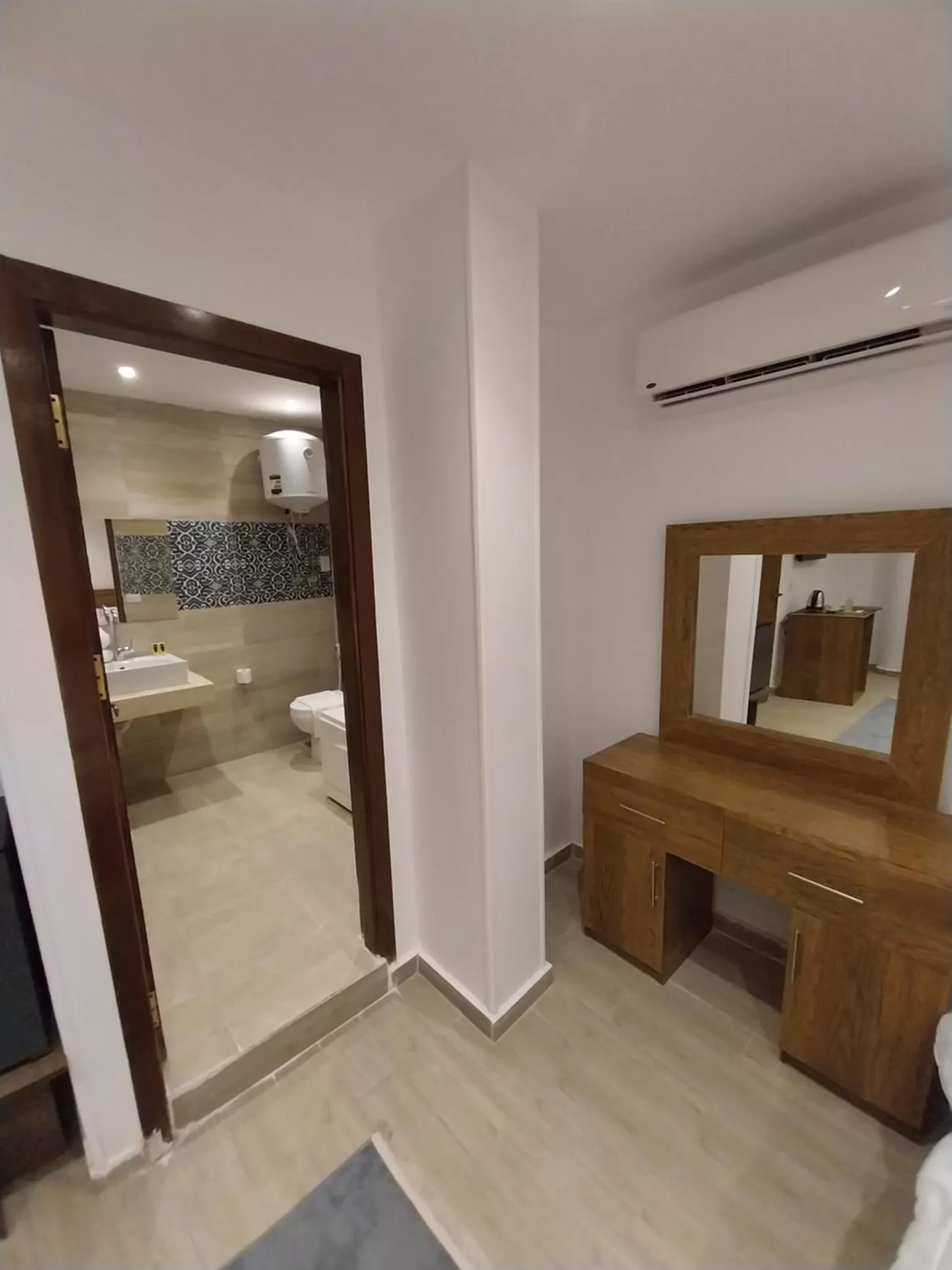 Bathroom, Bed in Eagles Pyramids View
