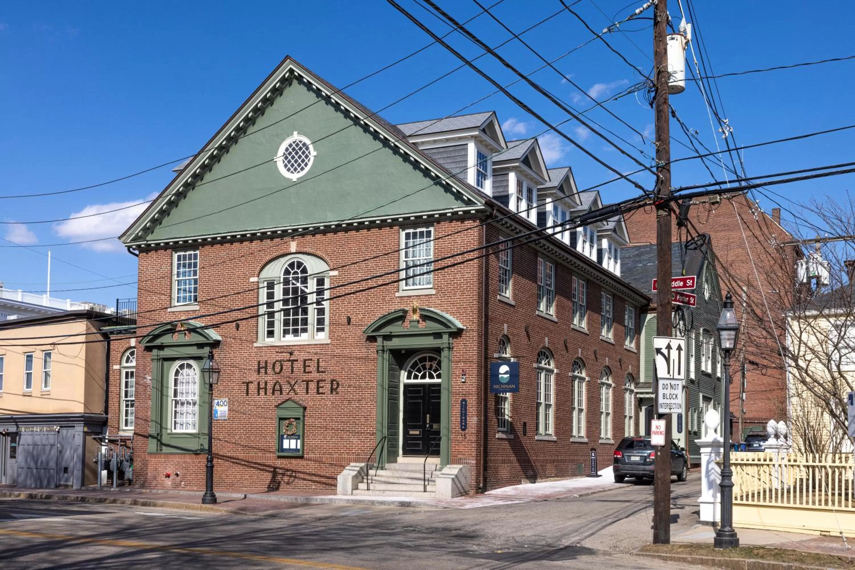 Property building in Hotel Thaxter