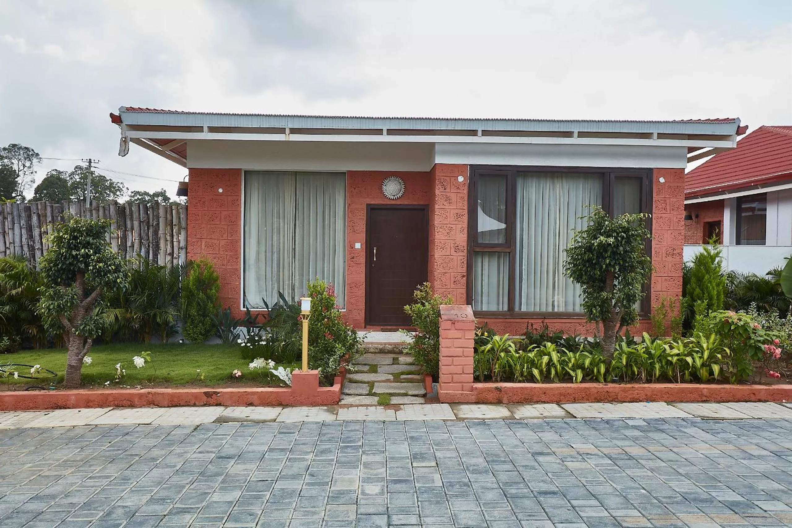 Garden view in Sixth Element