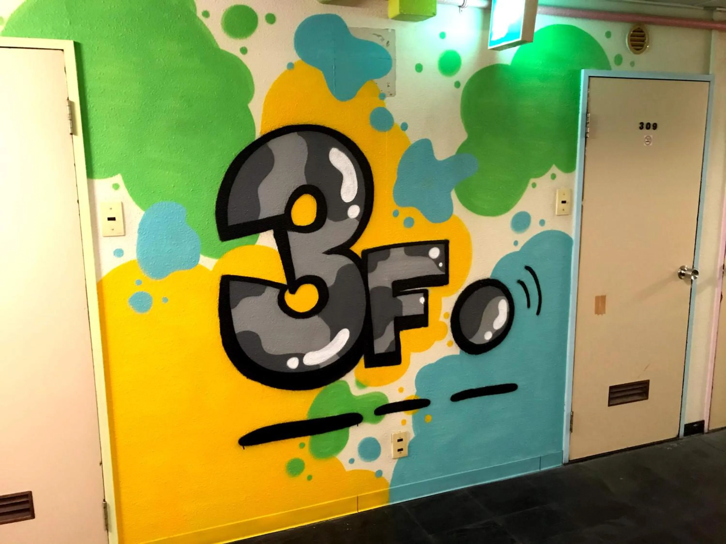 Decorative detail in Backpackers Hotel Toyo