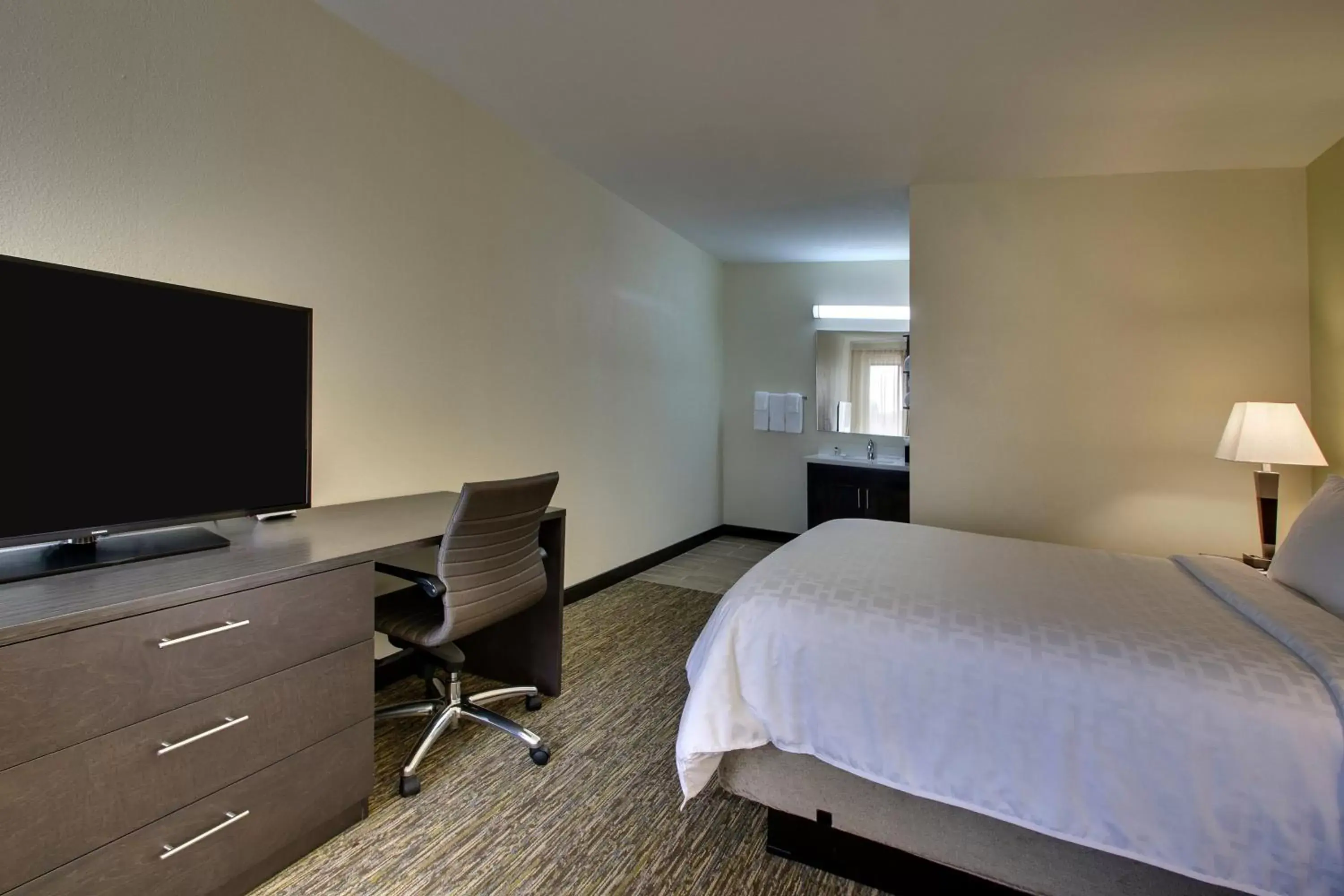 Two-Bedroom Suite - Hearing Accessible in Candlewood Suites - Wichita East by IHG Two-Bedroom Suite - Hearing Accessible in Candlewood Suites - Wichita East by IHG