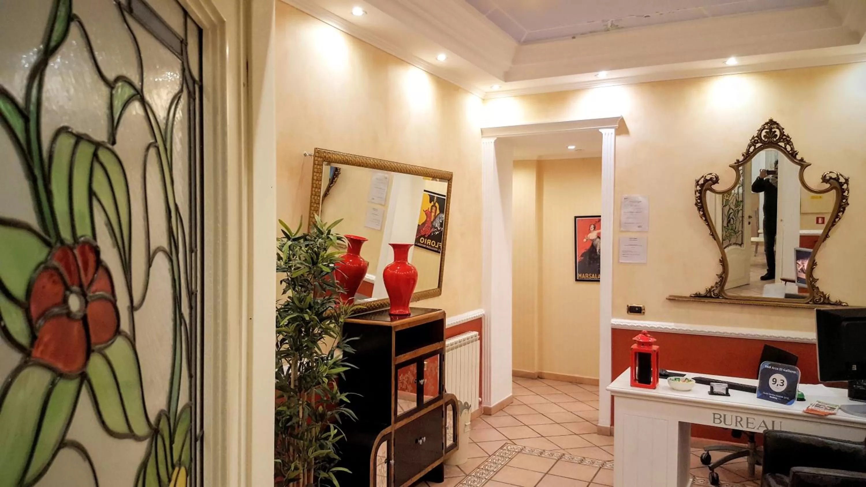 Communal lounge/ TV room in B&B Arco Di Gallieno