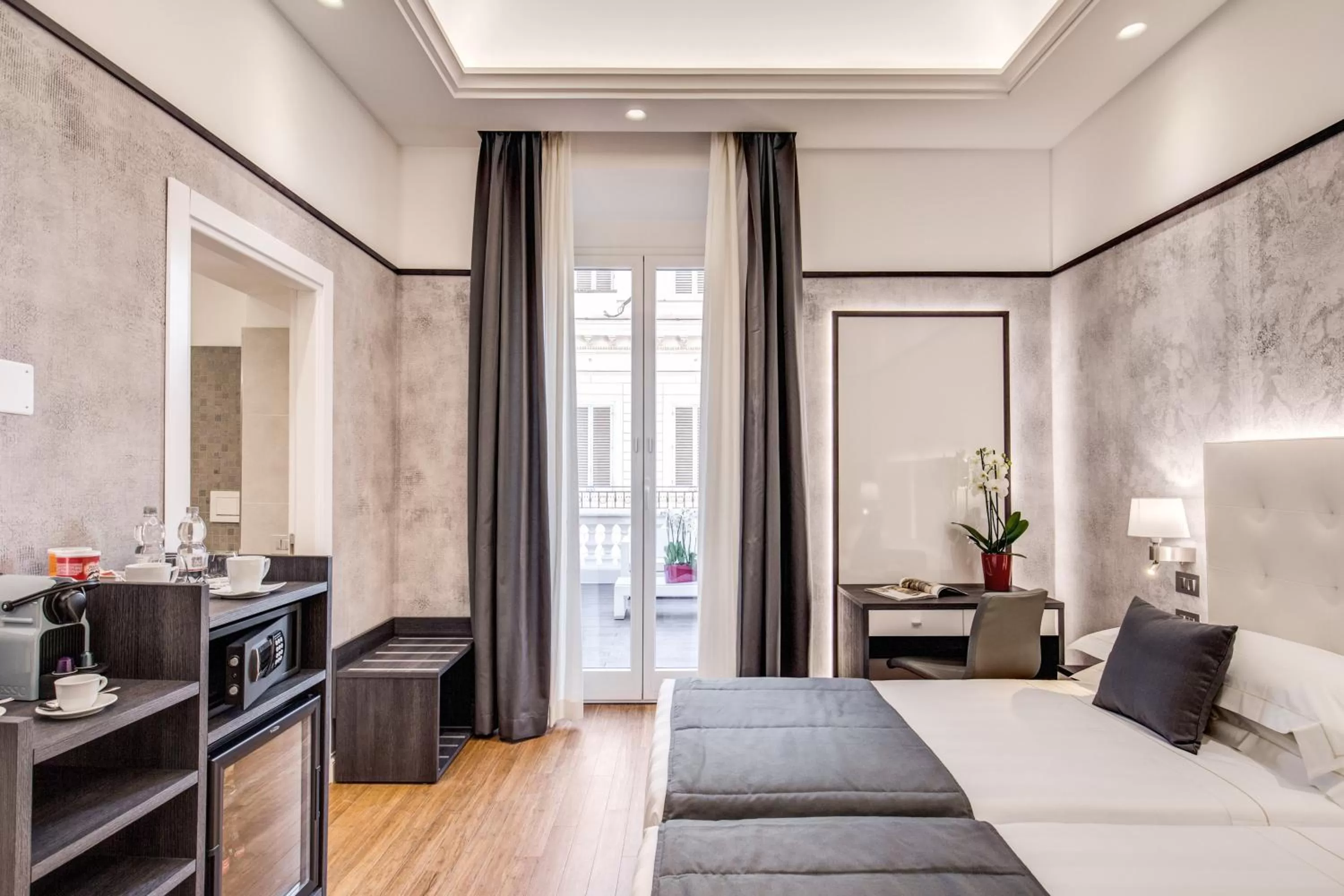 Photo of the whole room, Bed in The Liberty Boutique Hotel