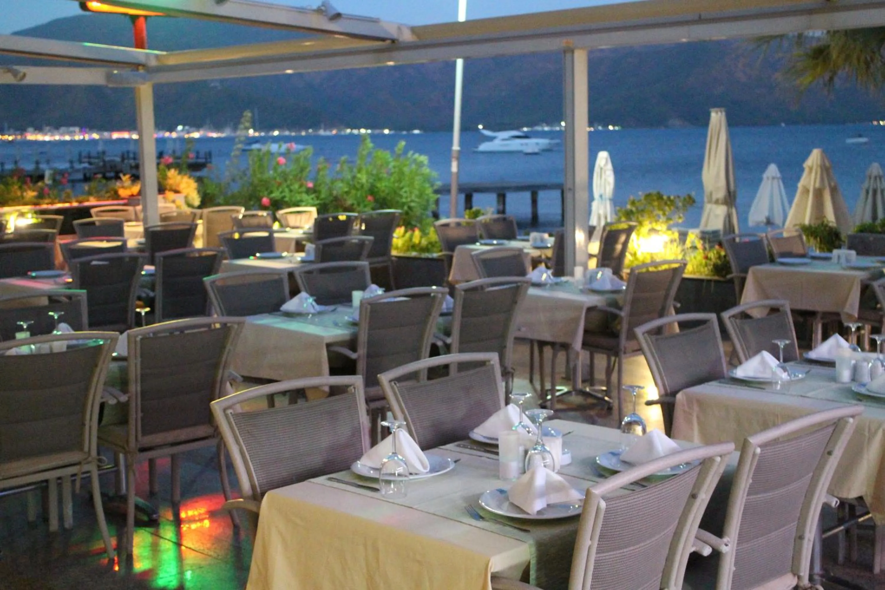 Food and drinks in Örsmaris Boutique Hotel