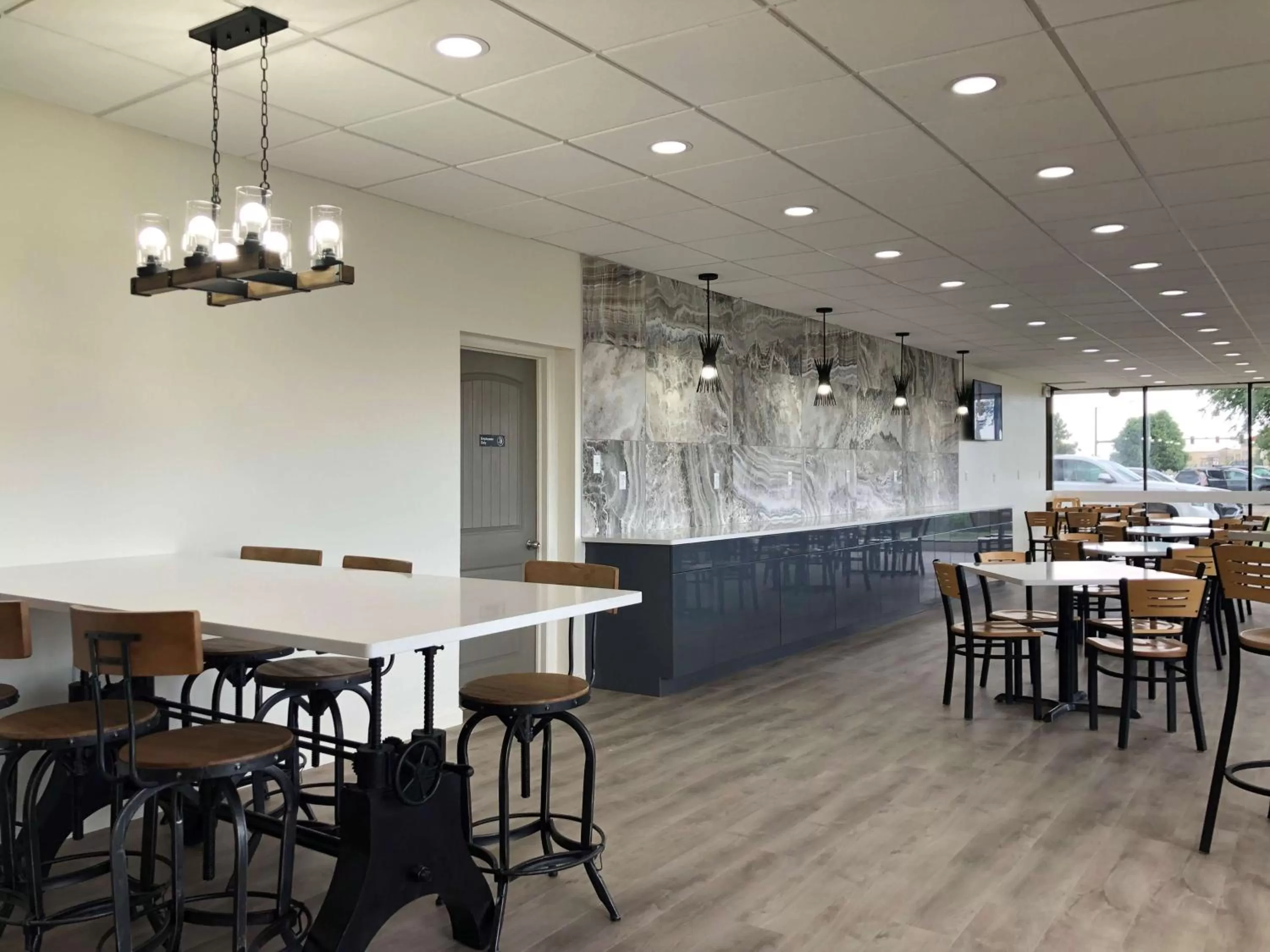 Restaurant/Places to Eat in Aiden by Best Western at Denver West Golden