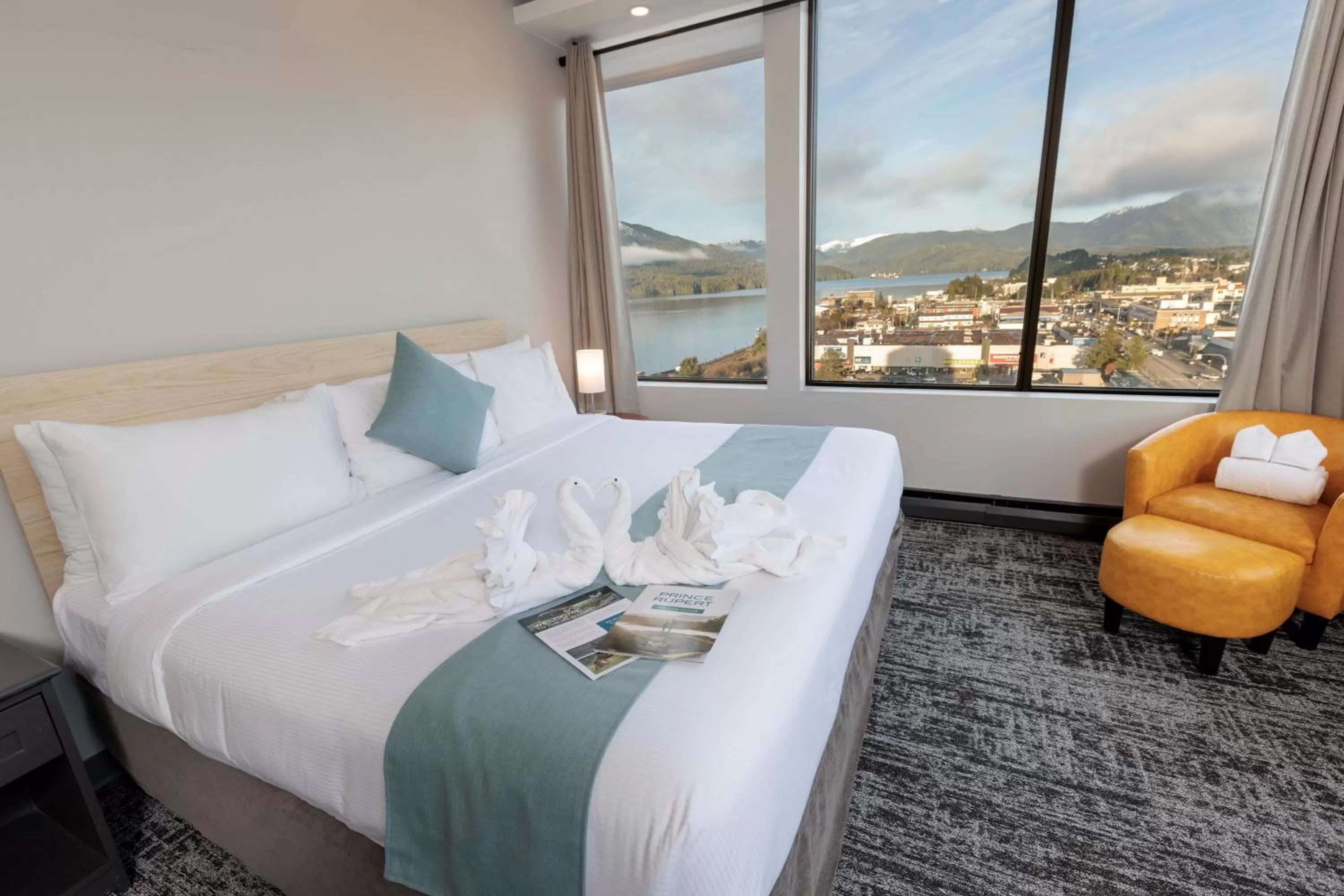 Natural landscape, Bed in Highliner Hotel