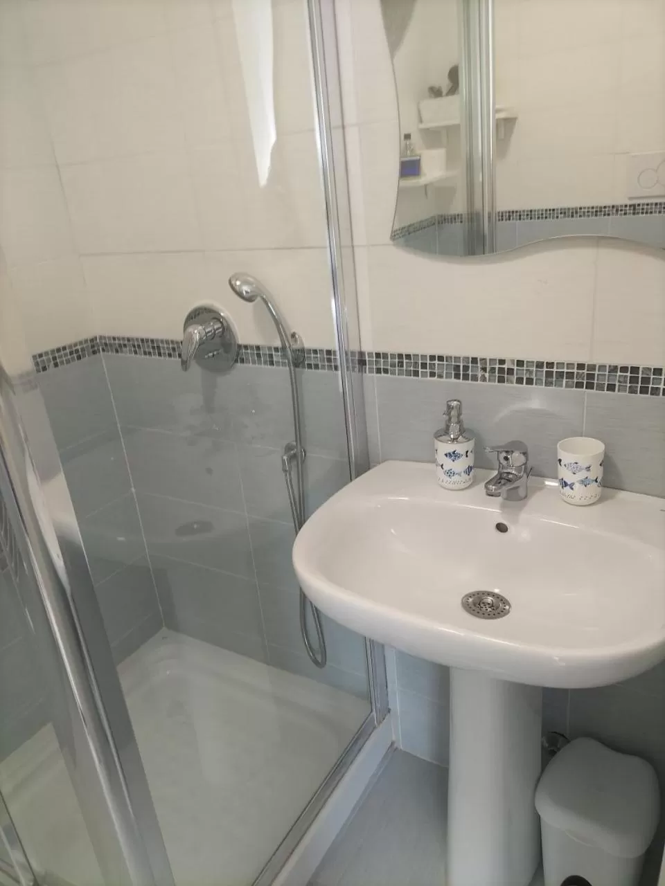 Shower in Maison De Revel