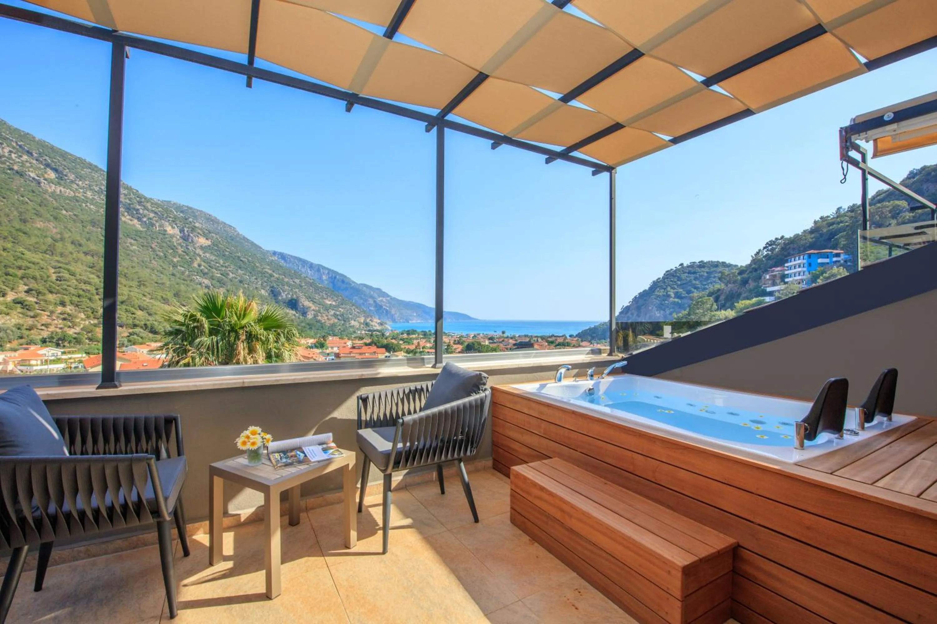 Balcony/Terrace in Morina Deluxe Hotel