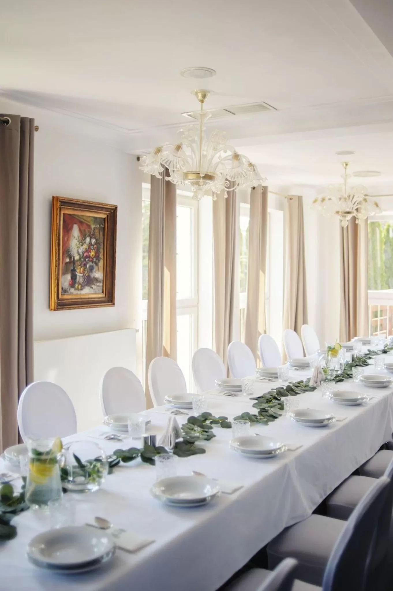 Restaurant/places to eat in Lila Medical SPA