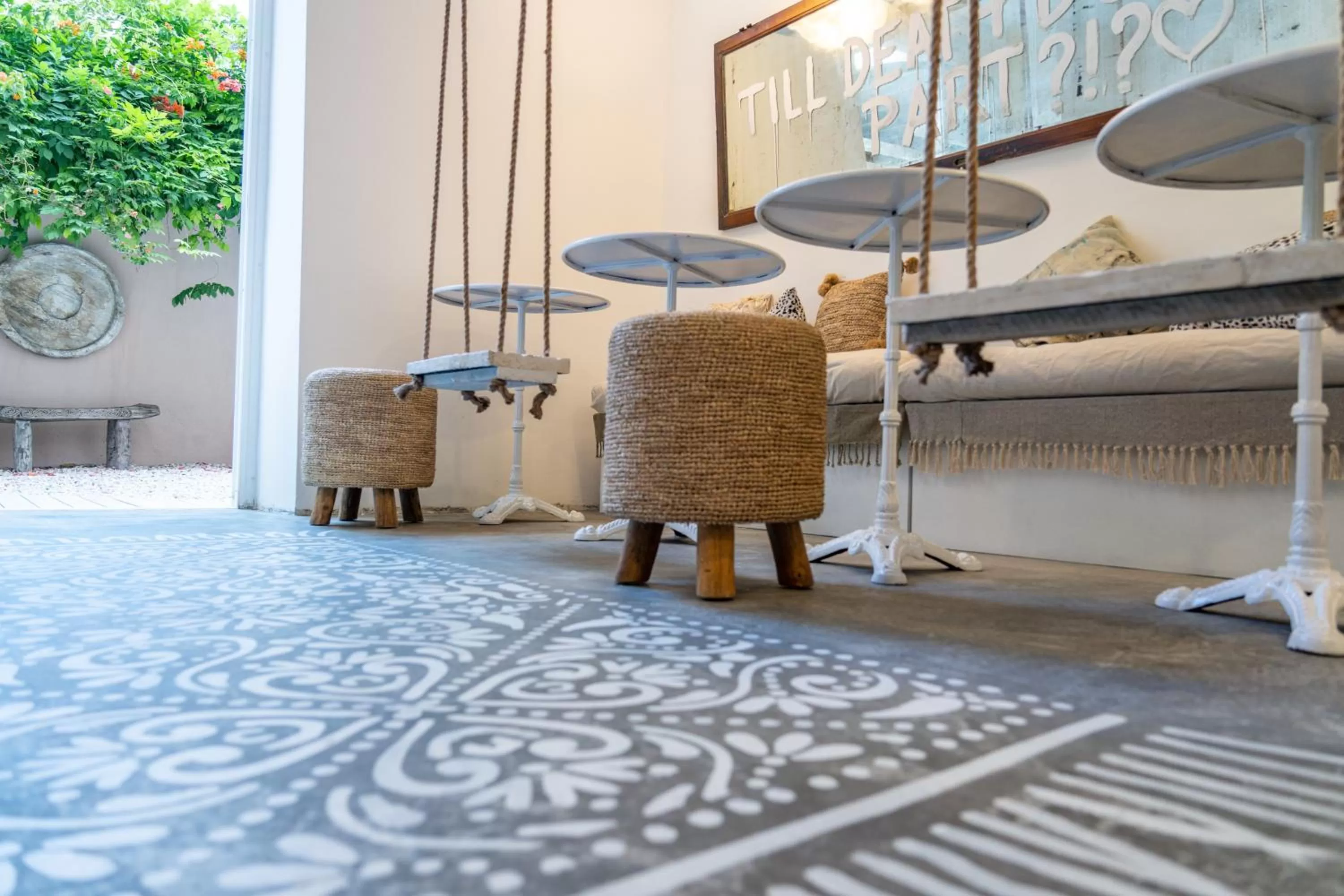 Food and drinks in Garam Lisboa