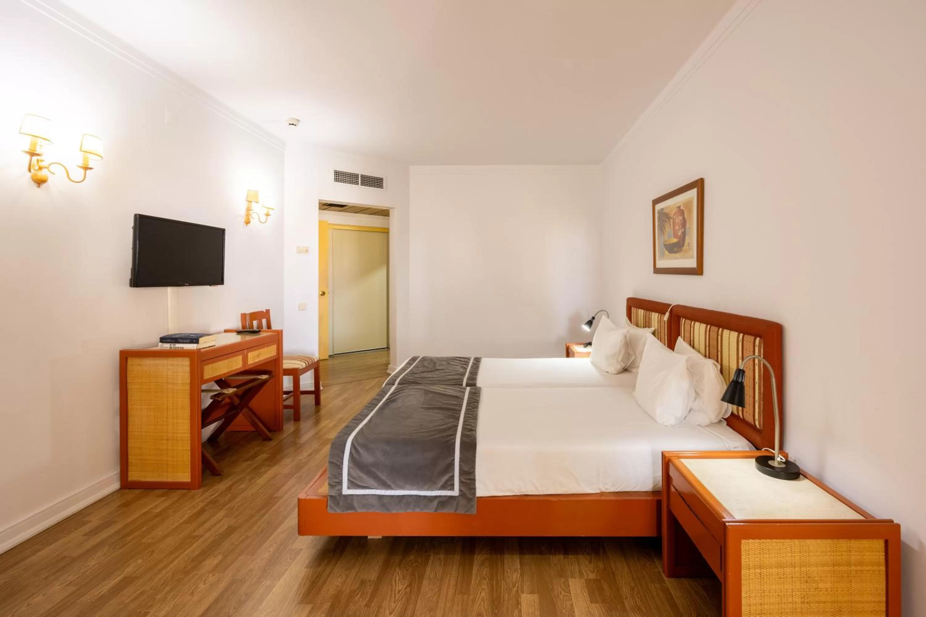 Bedroom, Bed in Clube do Lago Hotel