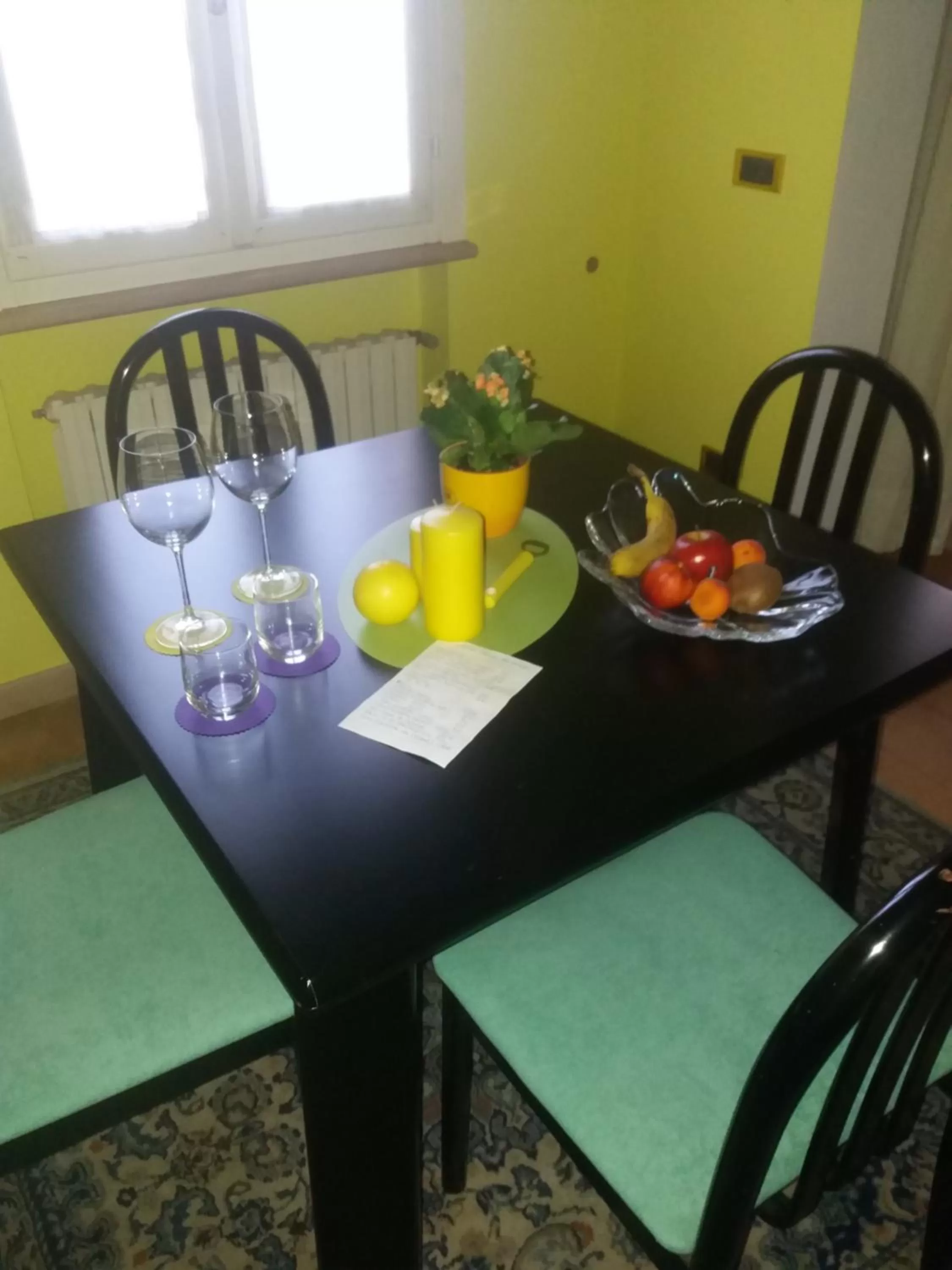 R&B un mondo a colori