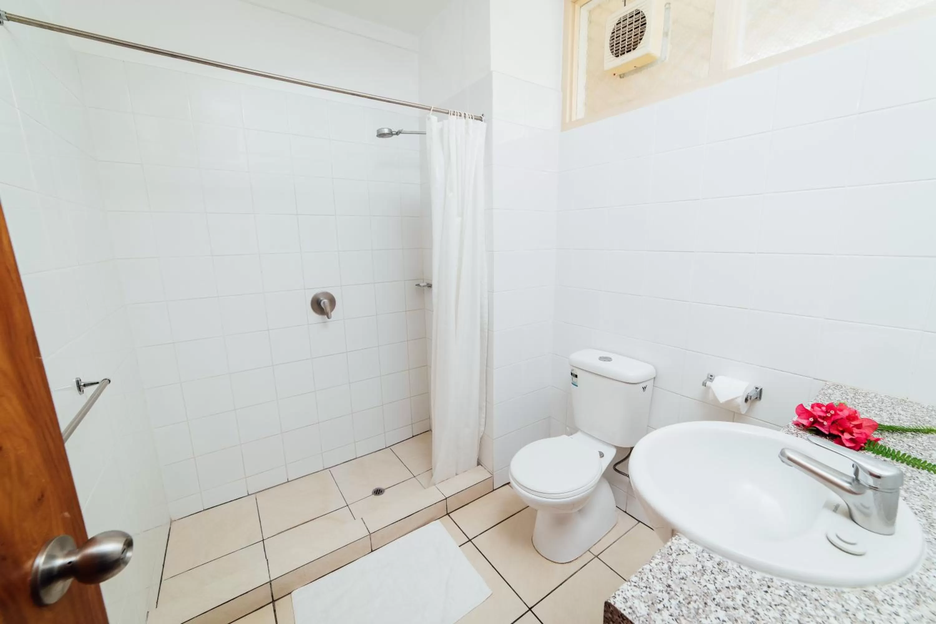 Bathroom in Kaiviti Motel