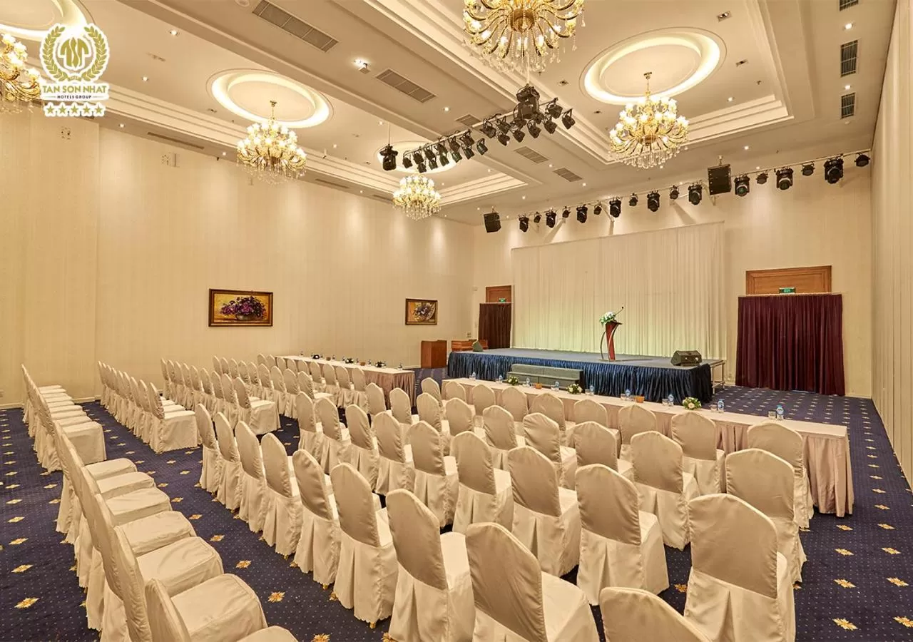 Meeting/conference room in Tan Son Nhat Saigon Hotel