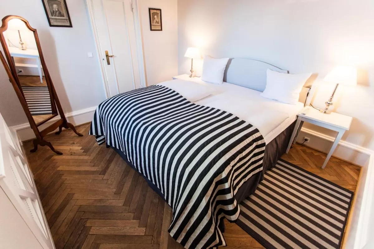 Bed in Hotel Fredensborg Store Kro
