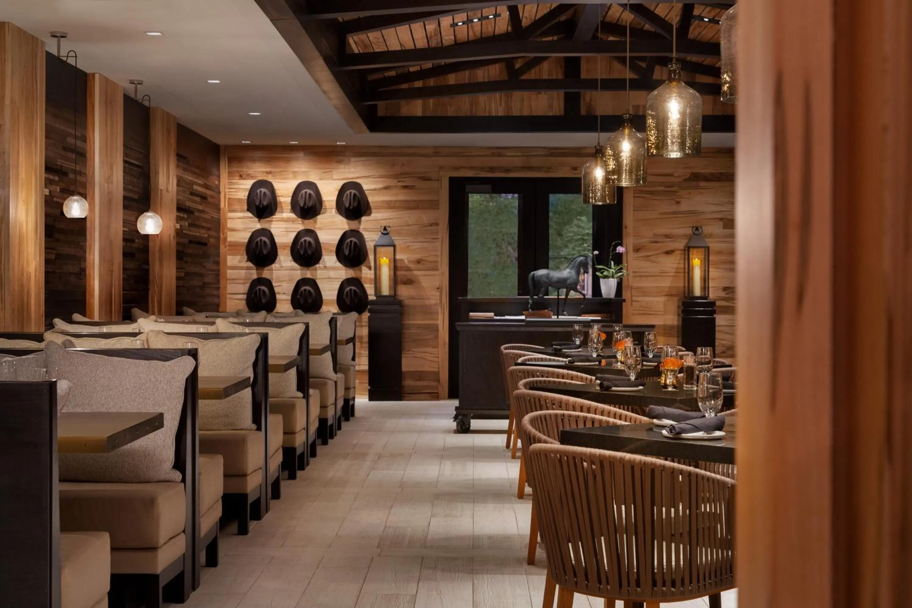 Restaurant/places to eat in Casitas At The Hoodoo Moab, Curio Collection By Hilton