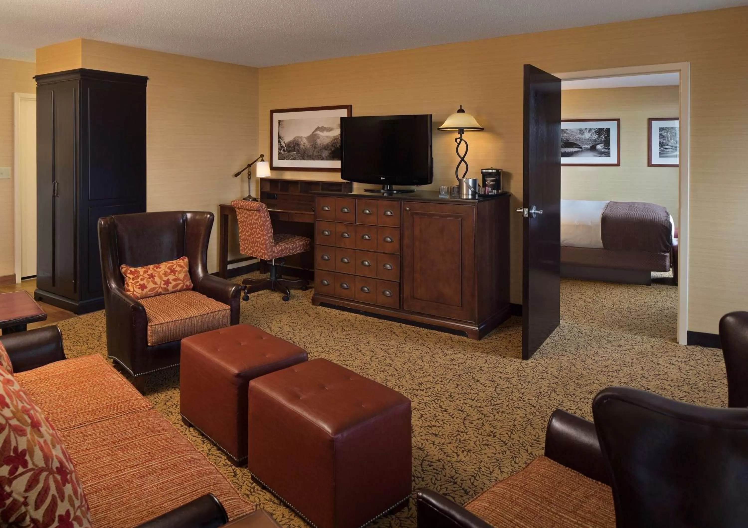 King Suite in The Park Vista - A DoubleTree by Hilton Hotel - Gatlinburg