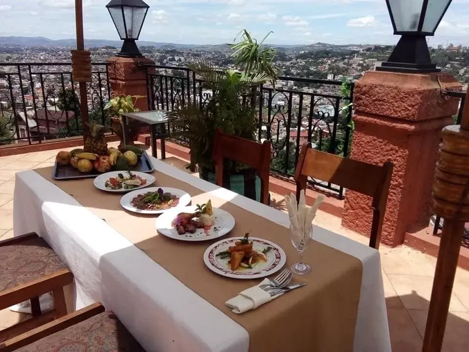 Double Room with Mountain View in Relais De La Haute Ville Tana Double Room with Mountain View in Relais De La Haute Ville Tana