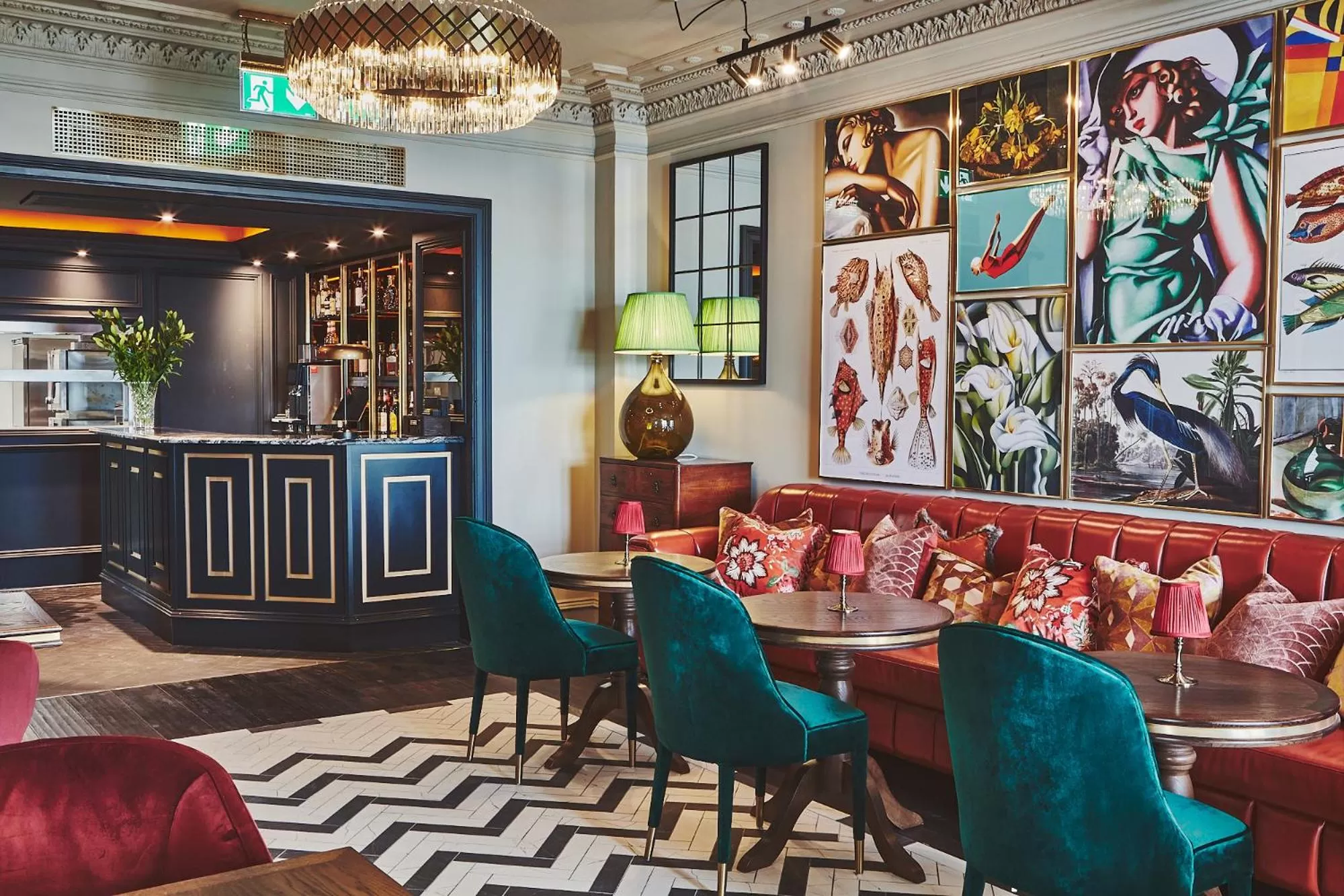 Restaurant/places to eat in No17 The Promenade