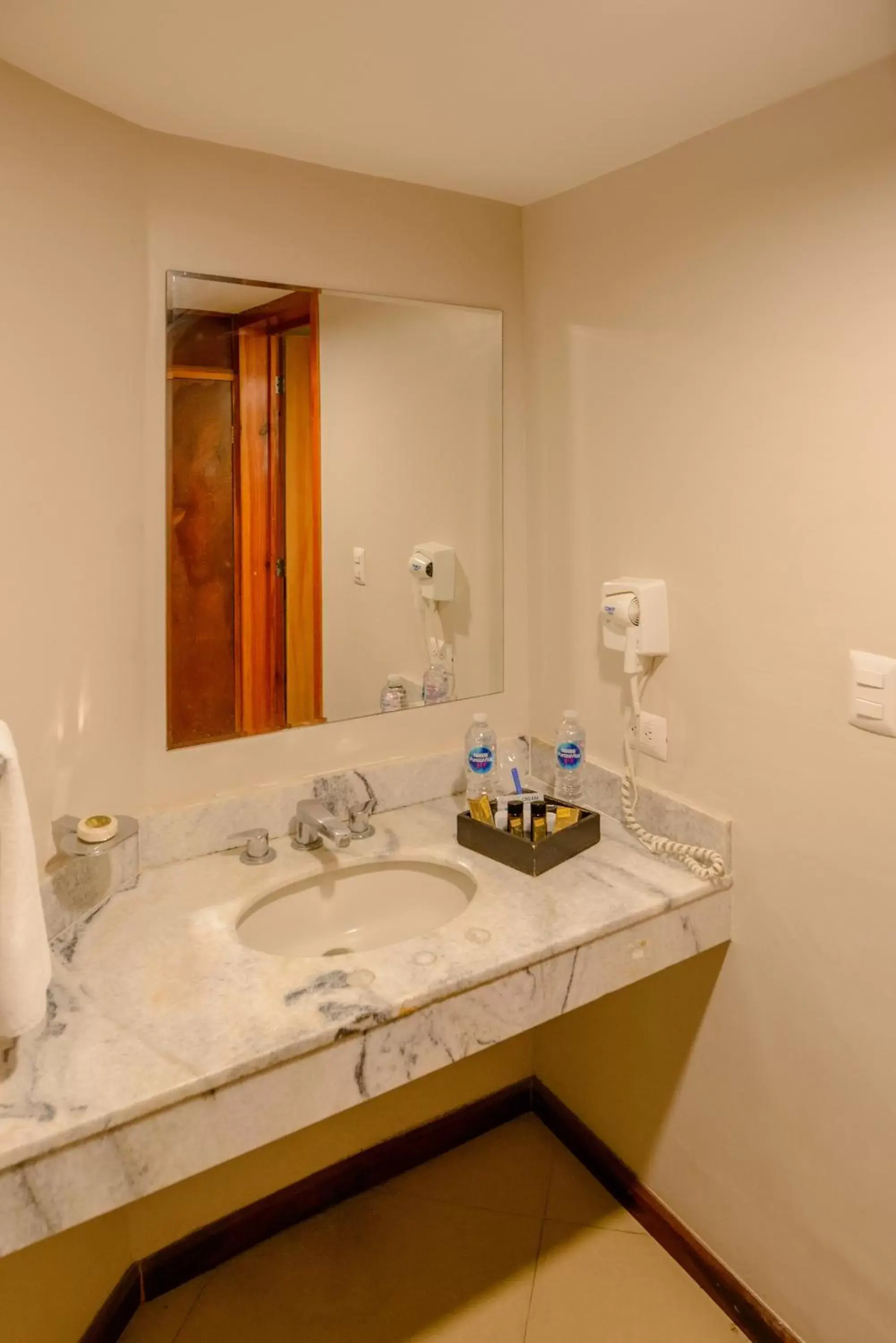 Standard Double Room in Hotel Loma Real Standard Double Room in Hotel Loma Real