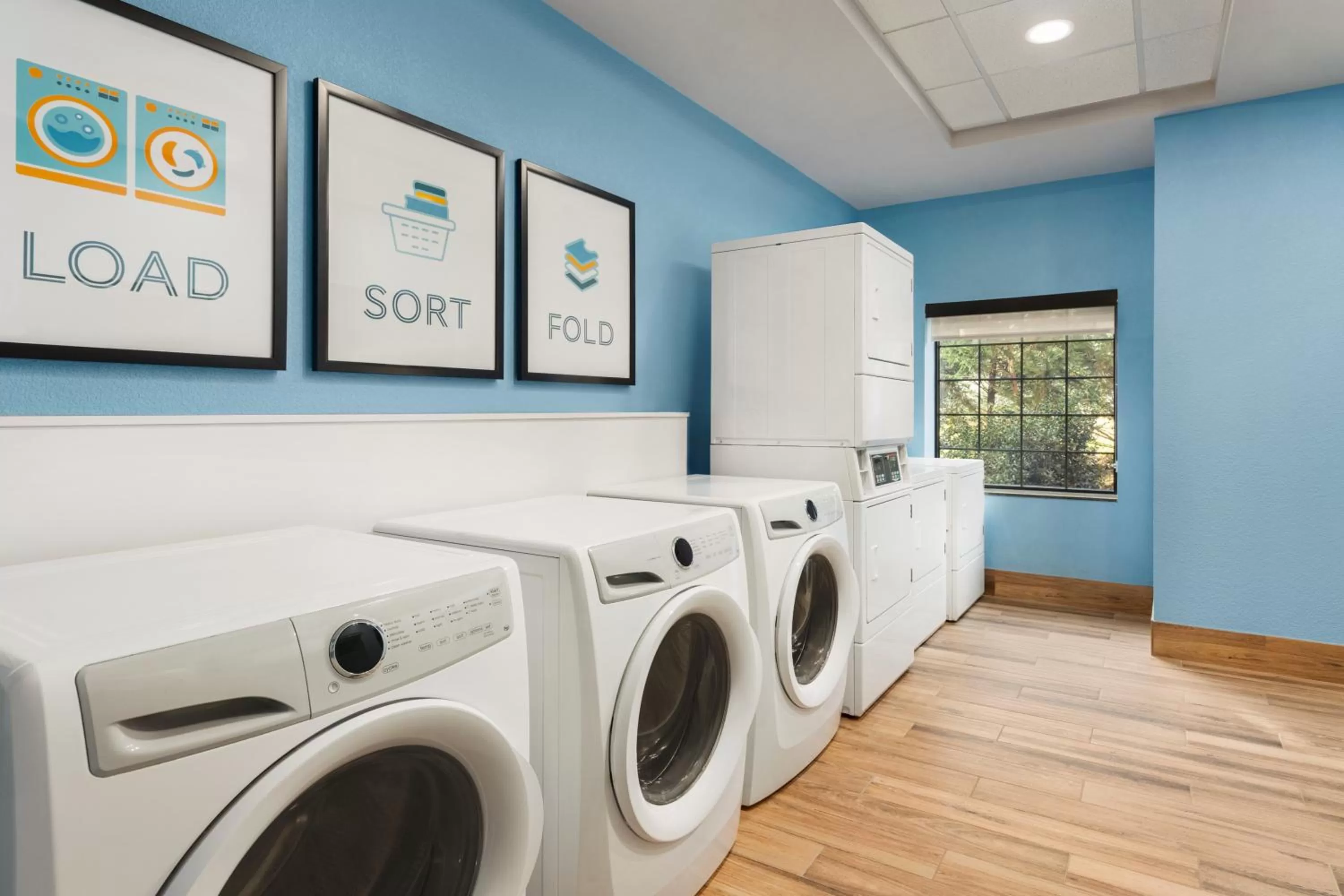 laundry in Staybridge Suites Quantico-Stafford by IHG