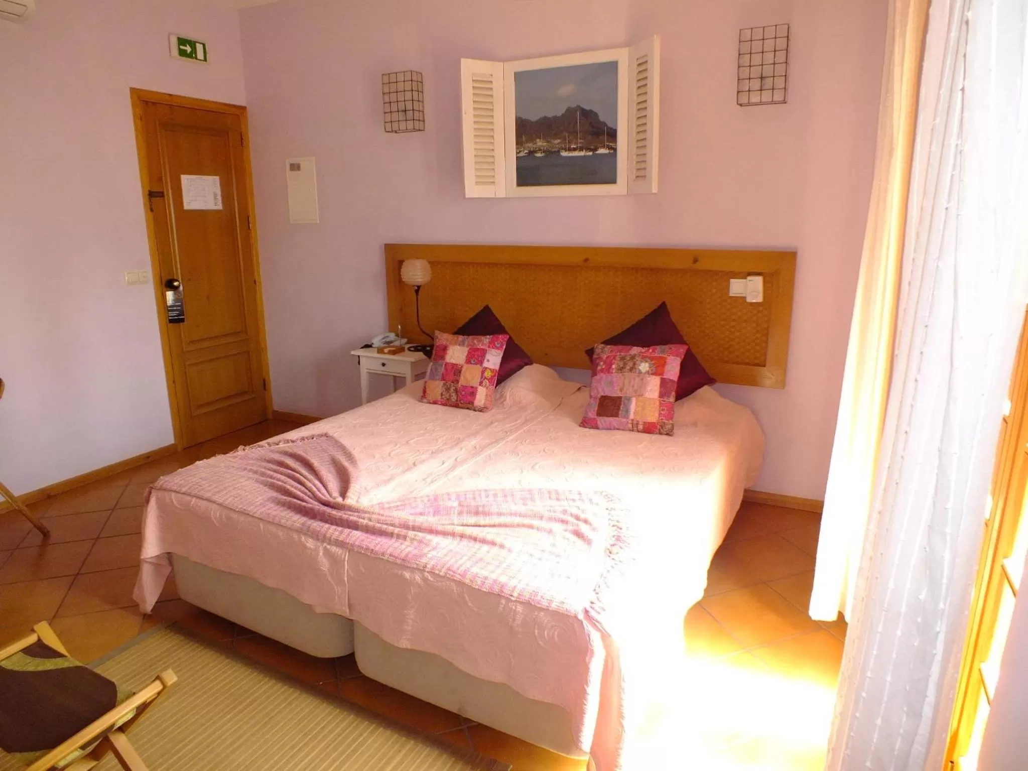 Photo of the whole room, Bed in Kira's Boutique Hotel