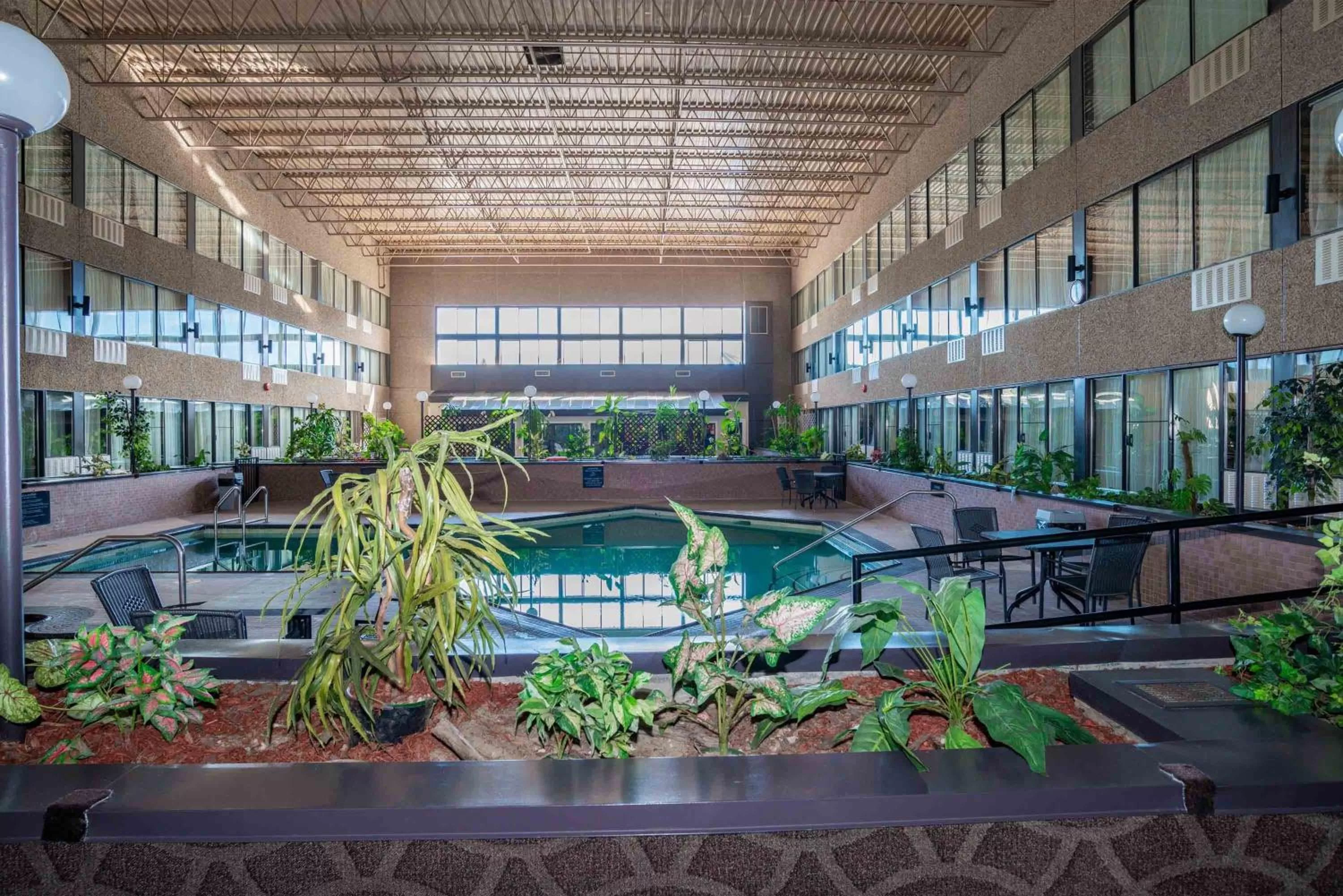Photo of the whole room in Sandman Hotel Castlegar