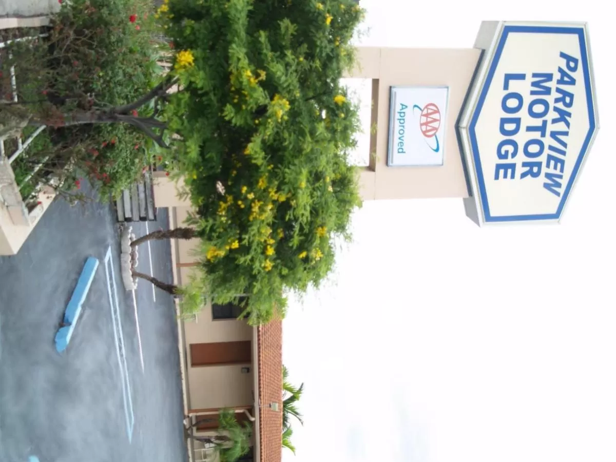 Logo/Certificate/Sign, Property Building in Parkview Motor Lodge