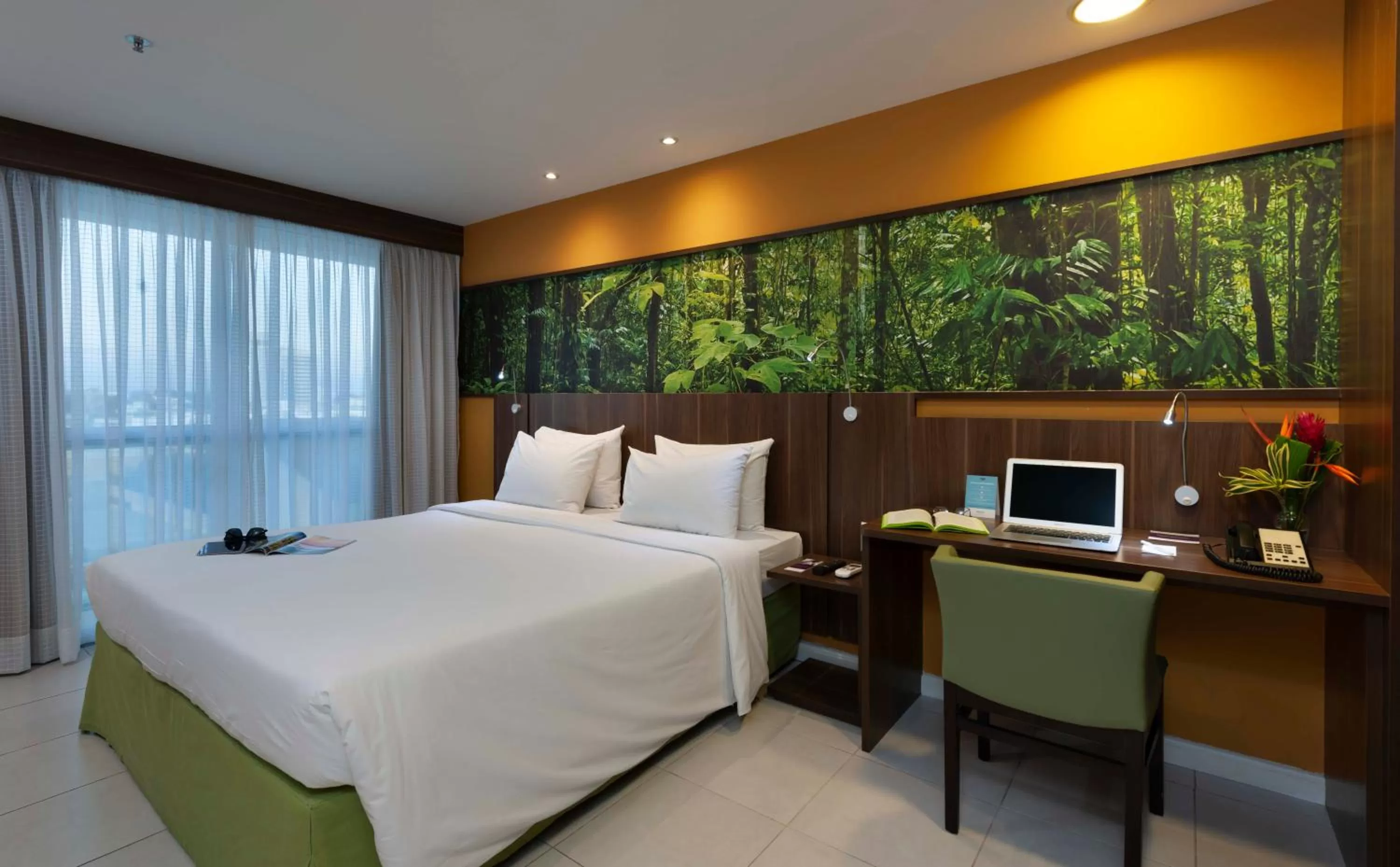 Facility for disabled guests, Bed in Mercure Rio de Janeiro Nova Iguaçu
