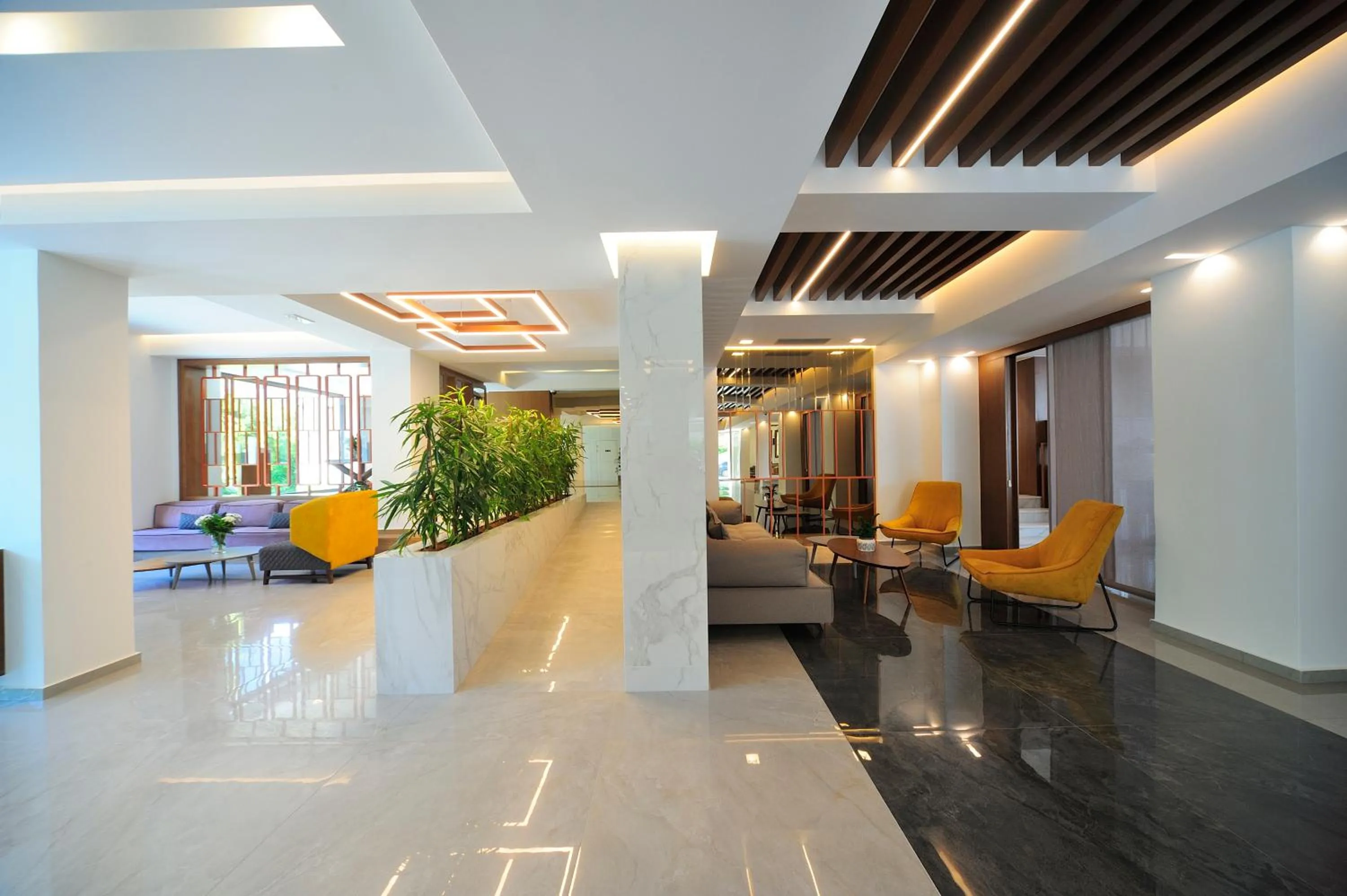 Lobby or reception in Atrium Ambiance Hotel