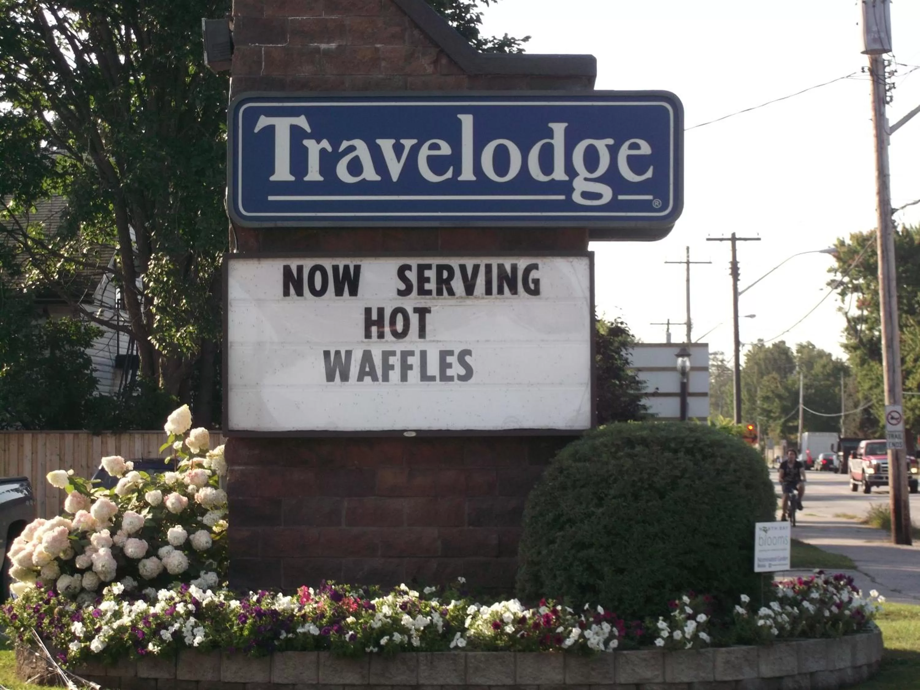 Facade/entrance in Travelodge by Wyndham North Bay Lakeshore