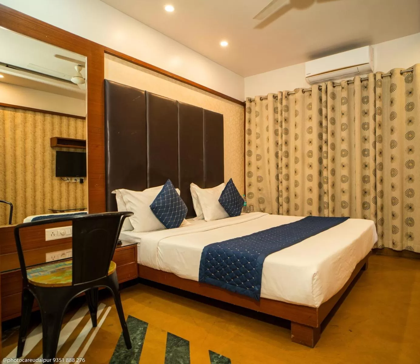Bedroom, Bed in Uddhav Vilas A Family Hotel