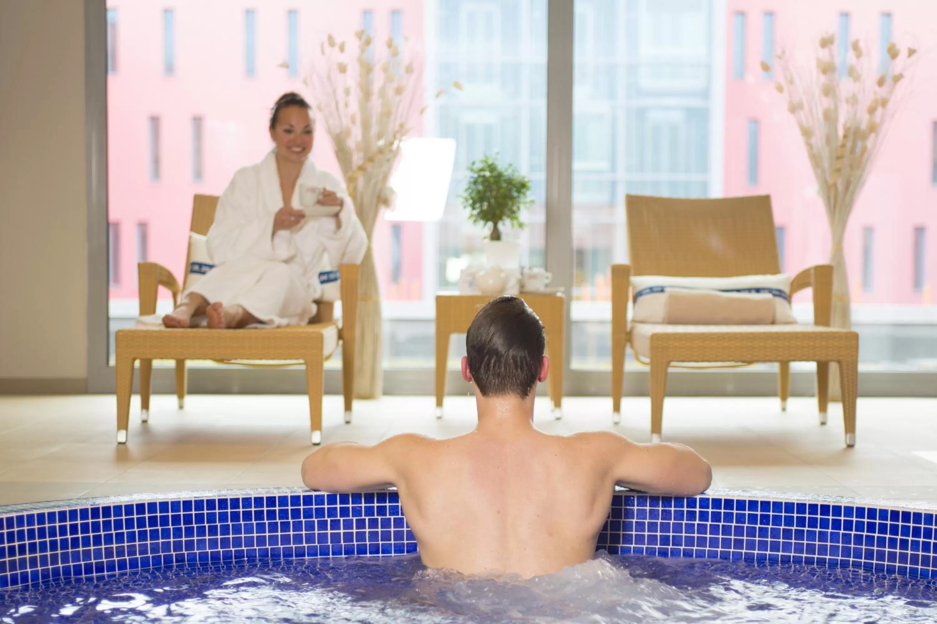 Hot Tub in Radisson Blu Hotel Toulouse Airport