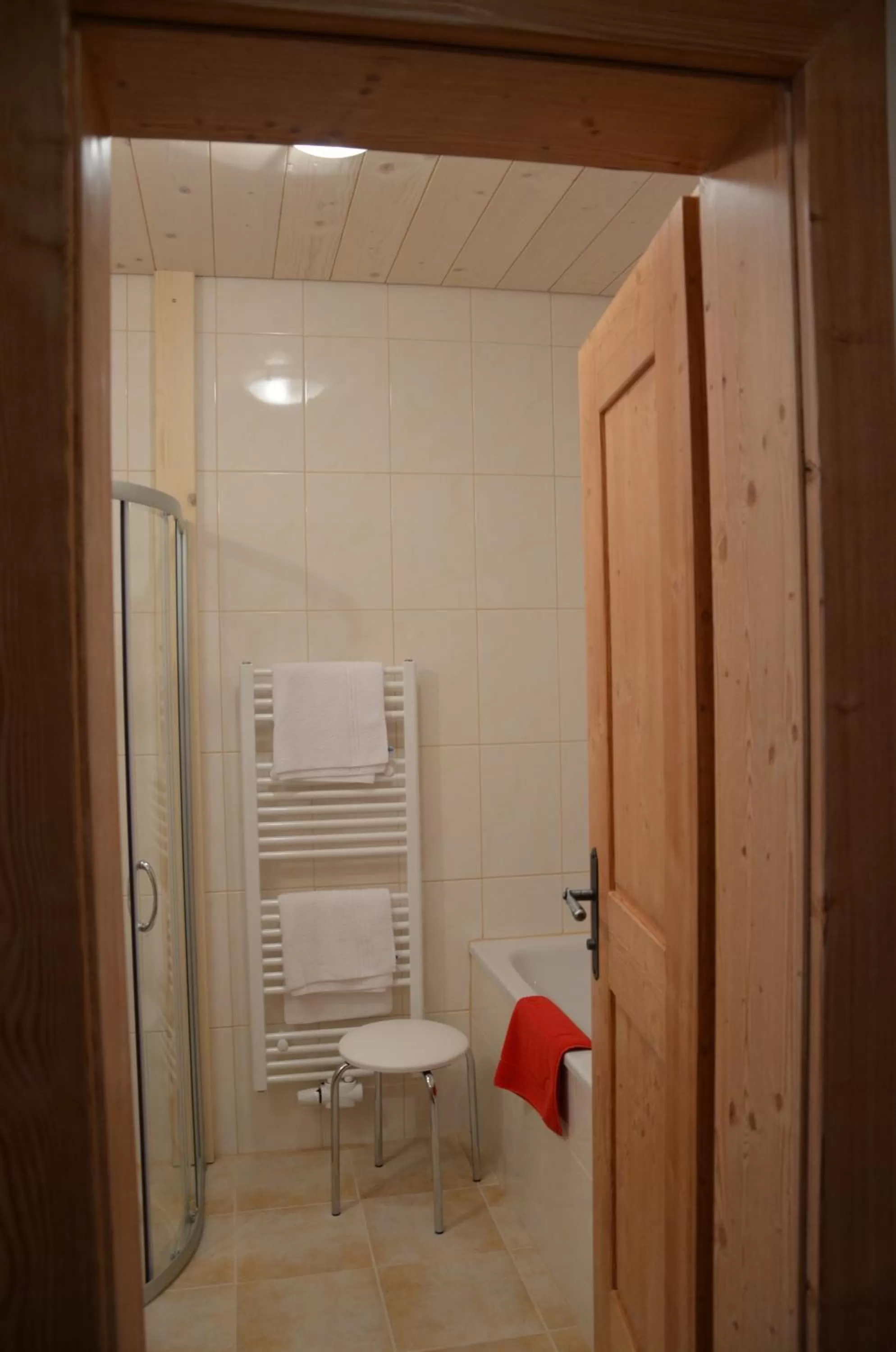 Toilet in Pension zum Schreiner