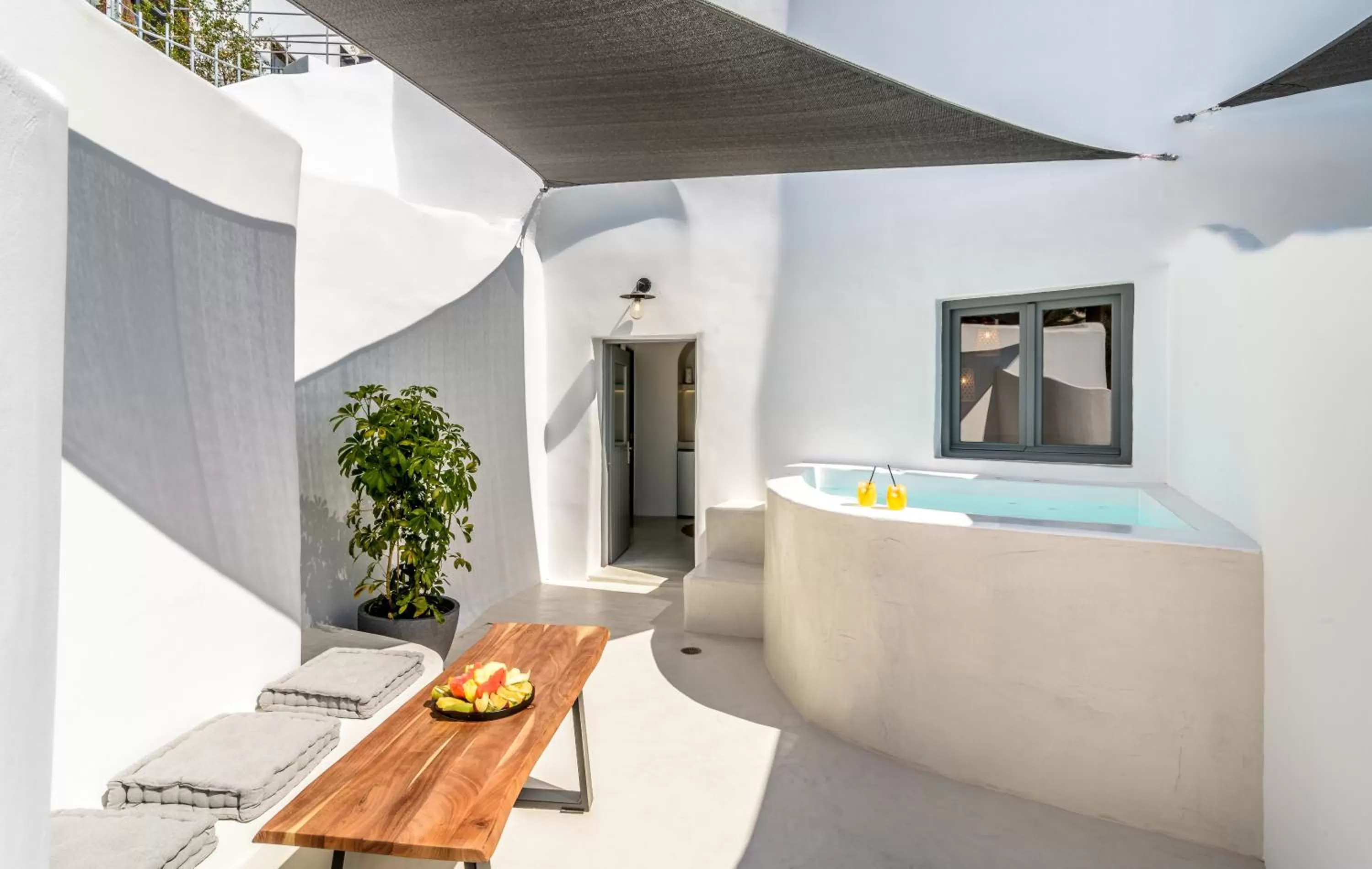 Balcony/Terrace in Anila Suites